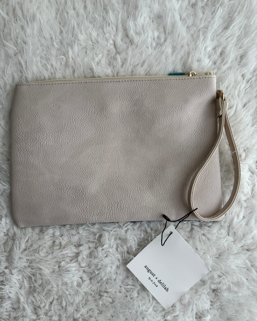 August + Delilah Clutch