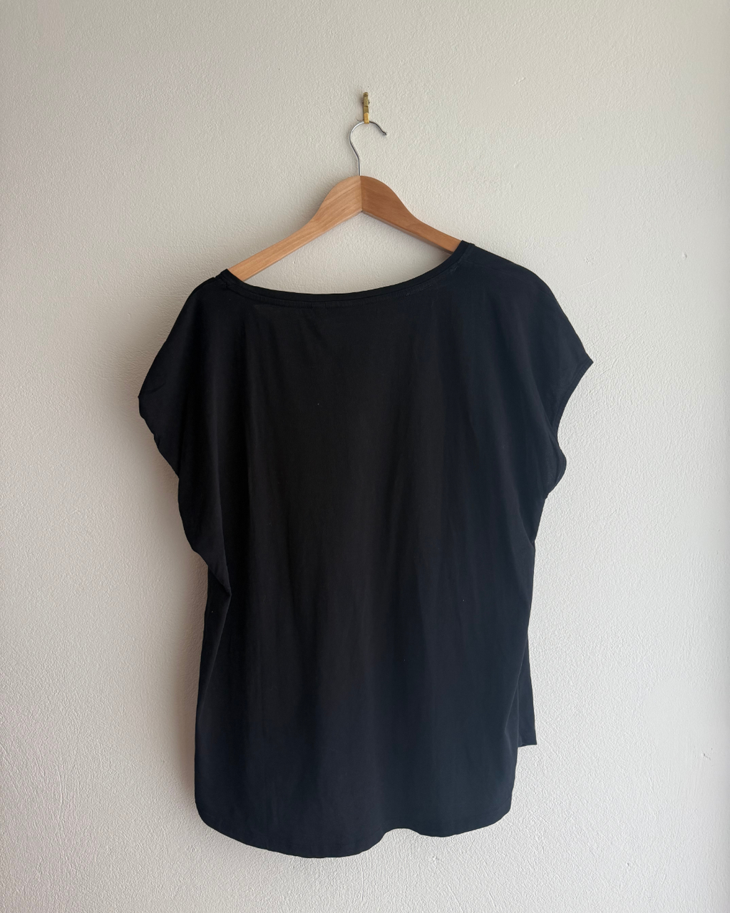Sussan Black Cotton Tee