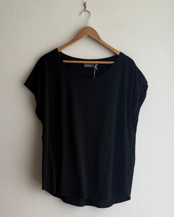 Sussan Black Cotton Tee