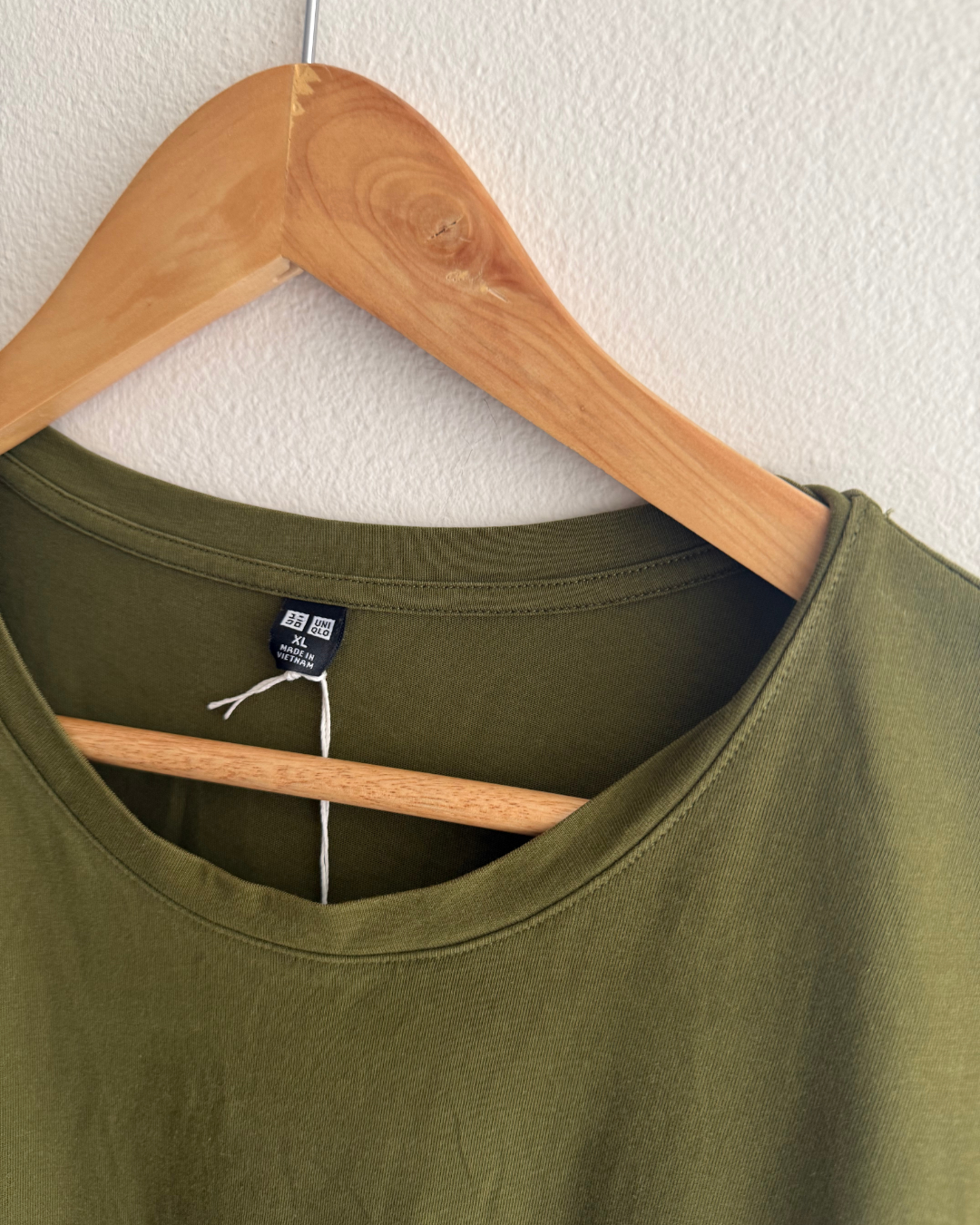 Uniqlo Basic Crew Olive Green Tee