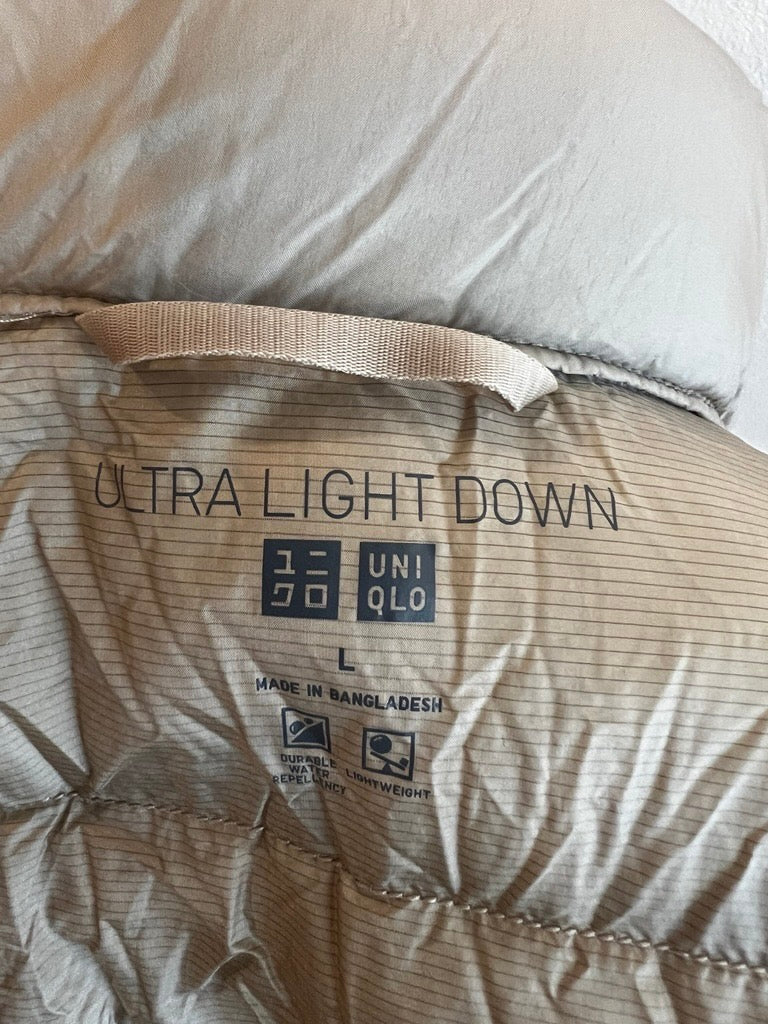 Uniqlo Sleeveless Light-Weight Down Vest