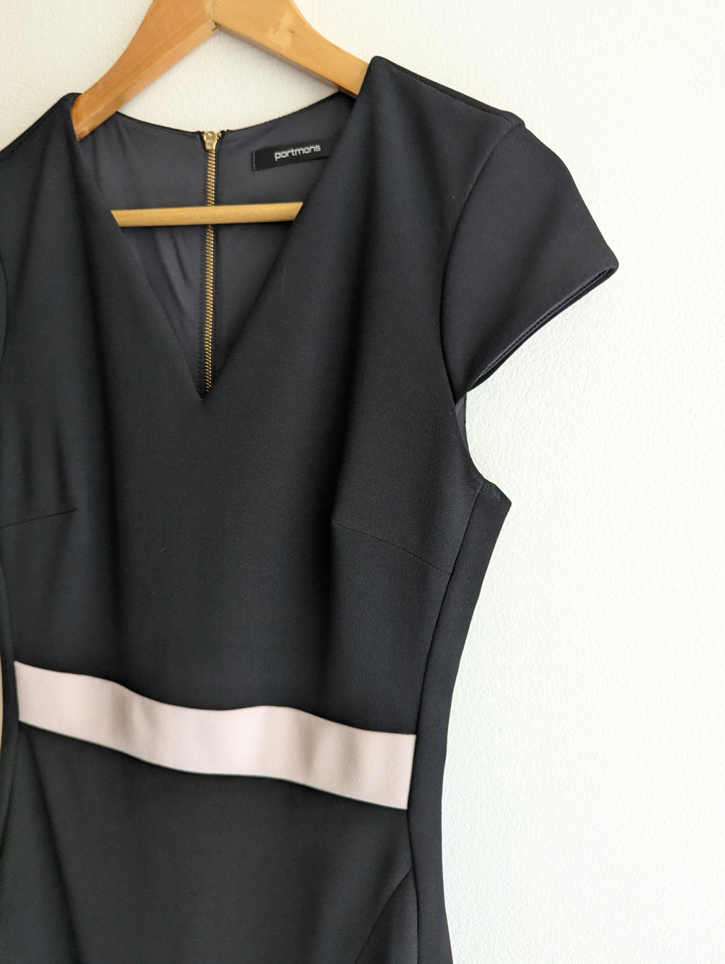 Portmans Contrast Crepe Dress