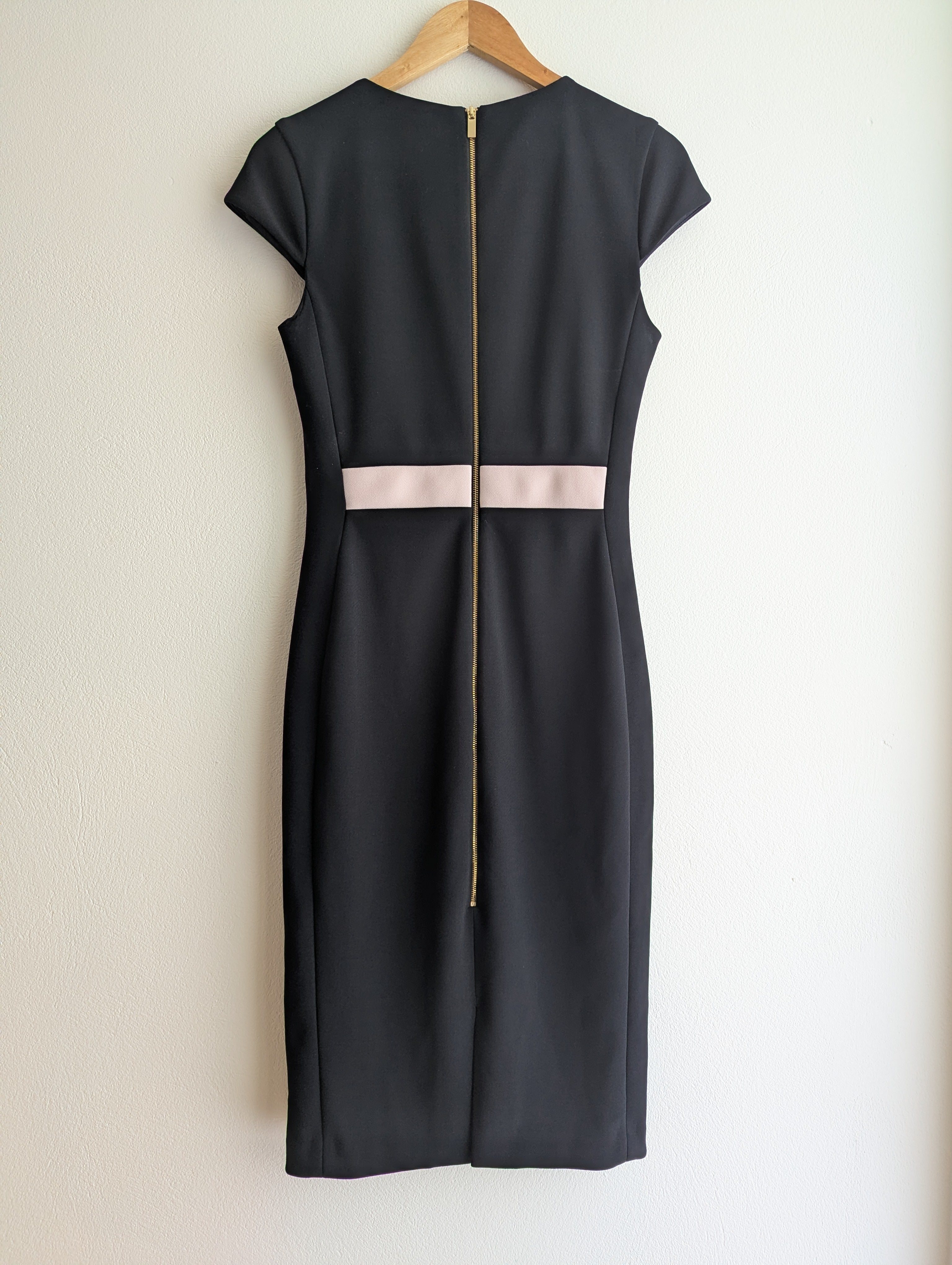 Portmans Contrast Crepe Dress