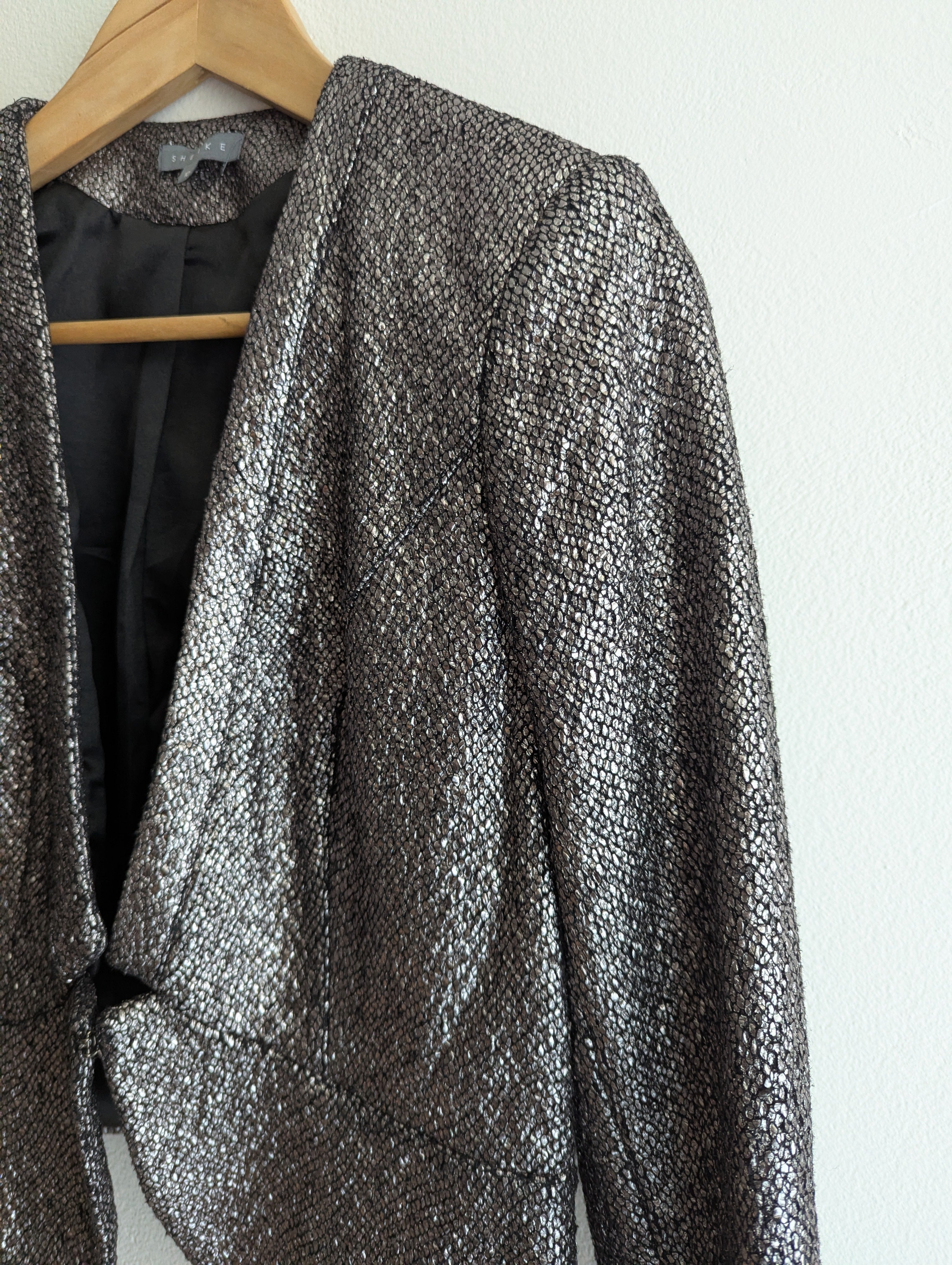 Sheike Metallic Cropped Jacket