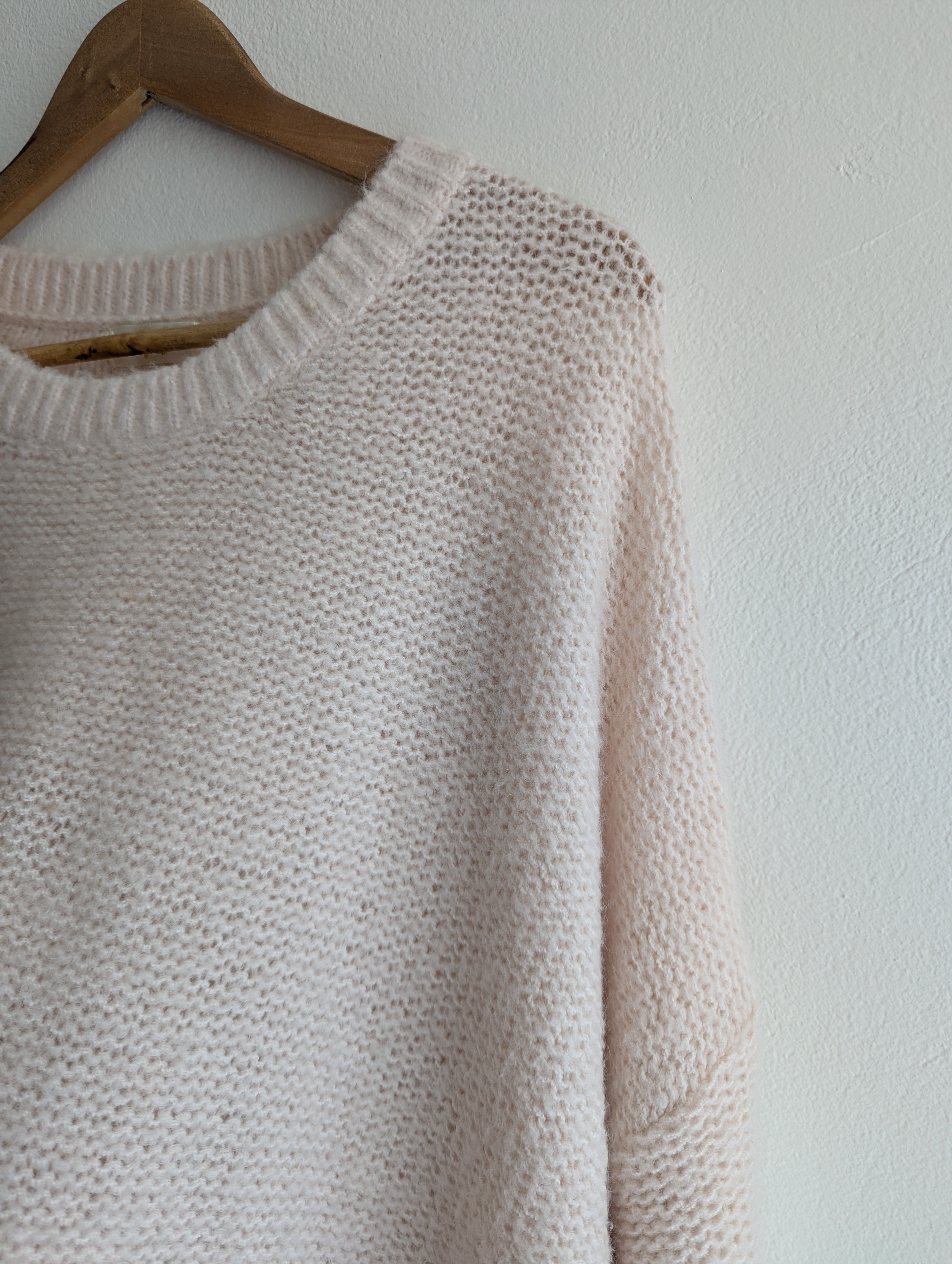 HQ Fluffy Pale Pink Jumper
