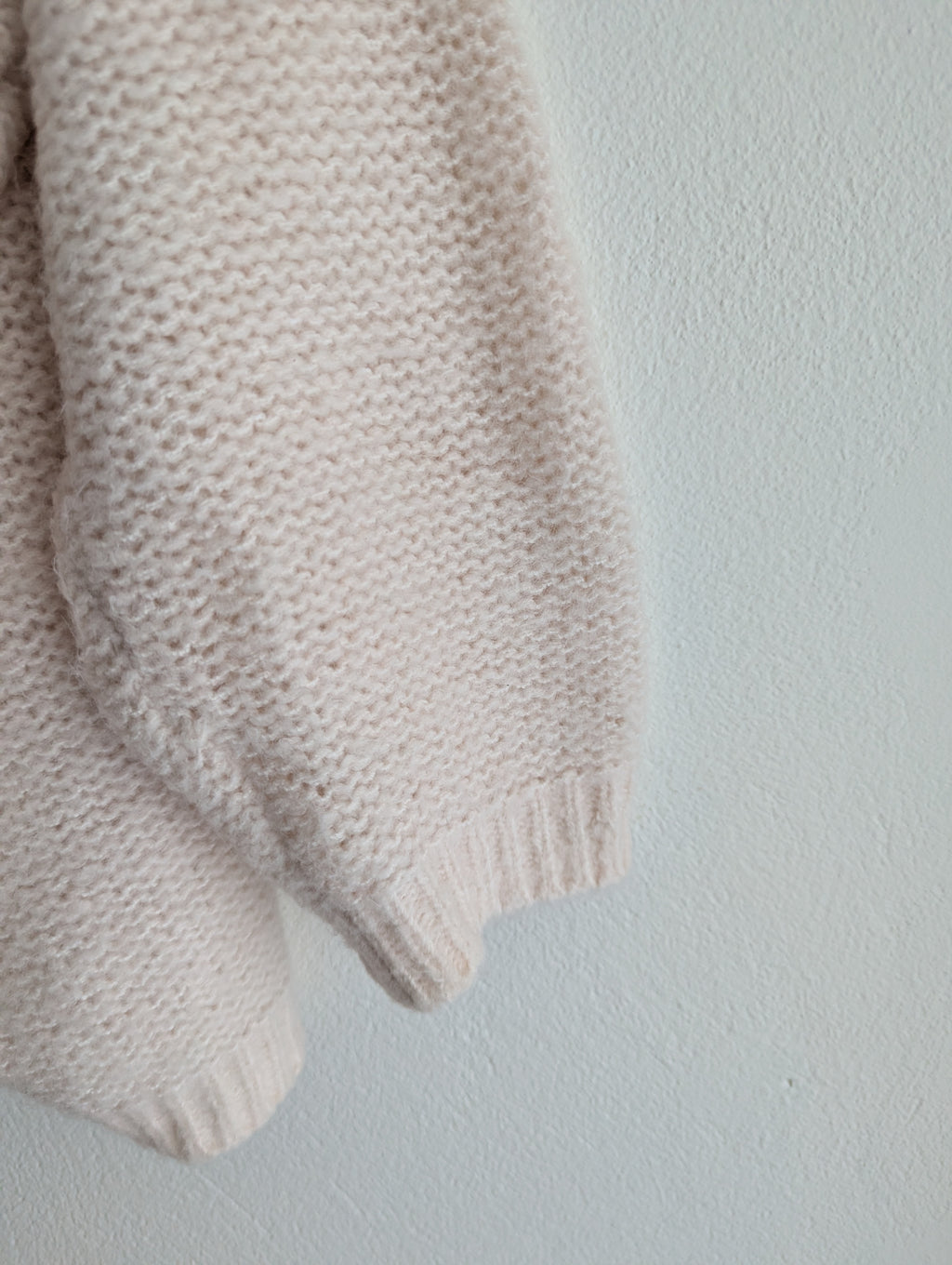 HQ Fluffy Pale Pink Jumper