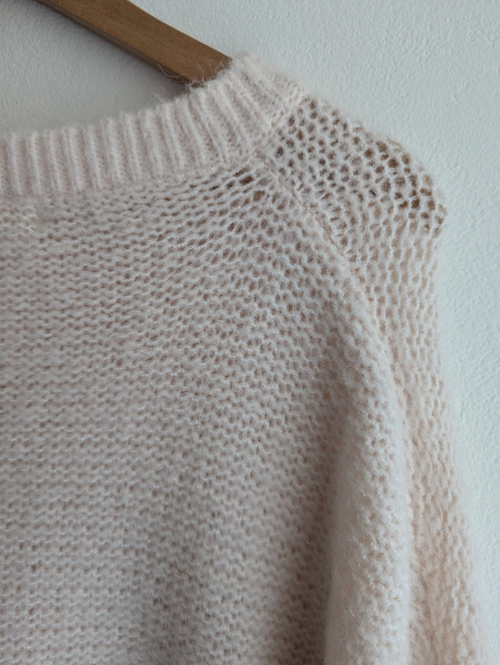 HQ Fluffy Pale Pink Jumper