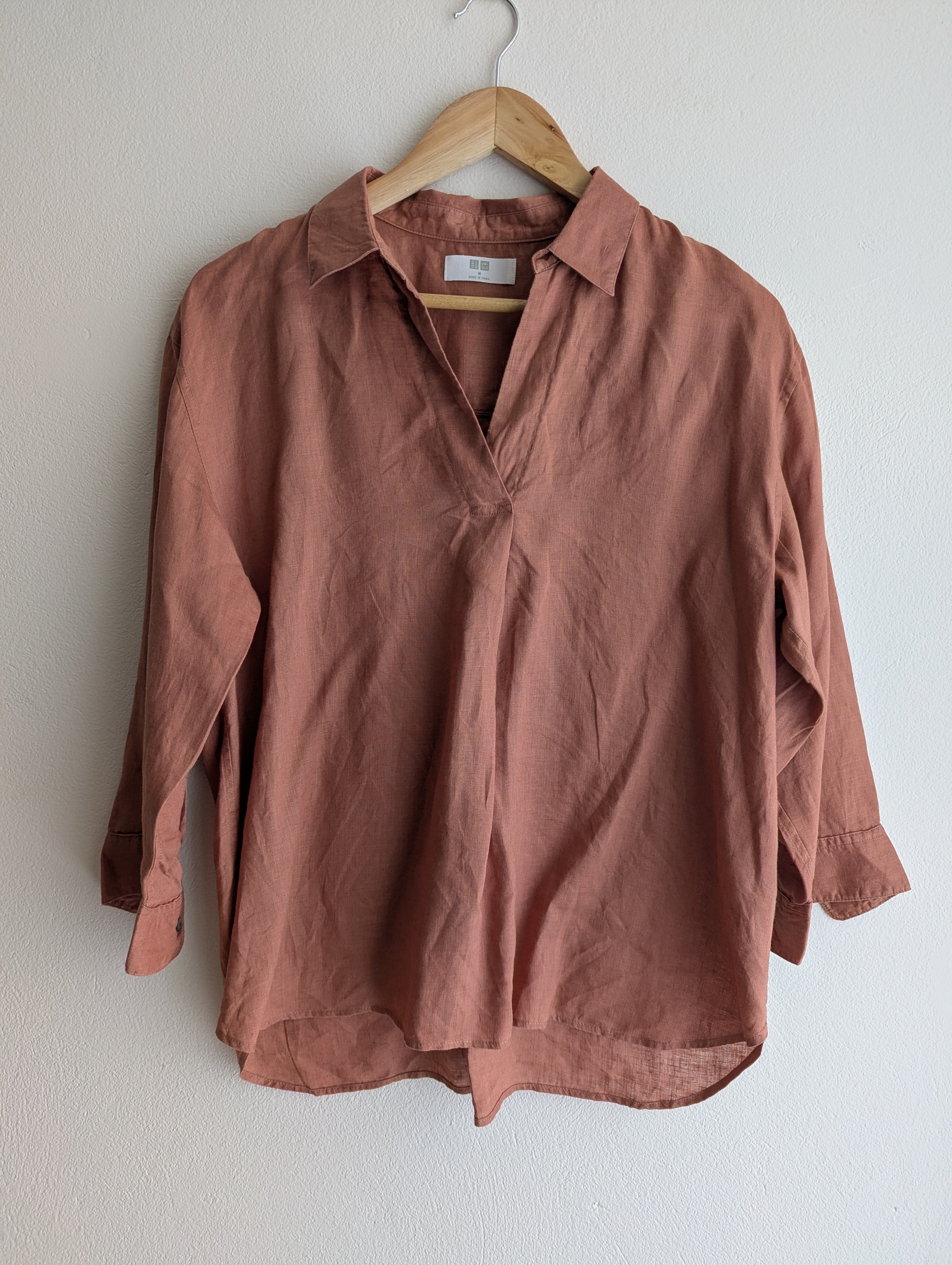Uniqlo Linen Skipper Collar 3/4 Sleeve Shirt