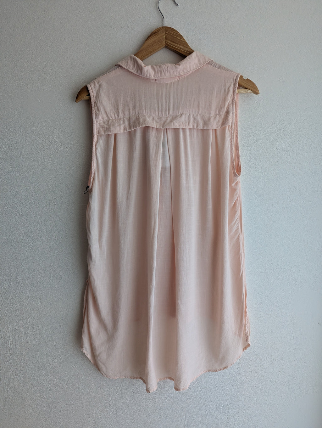 Bella Dahl Button-Down Sleeveless Top