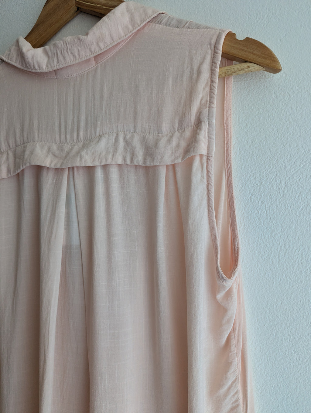 Bella Dahl Button-Down Sleeveless Top