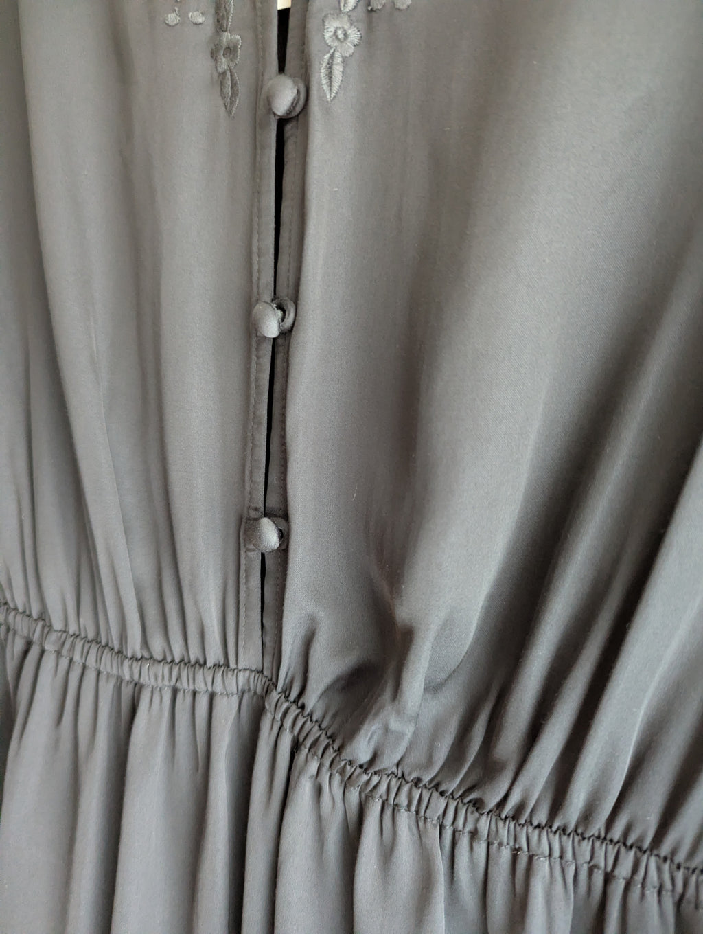 Tigerlily Long-Sleeve Satin Dress