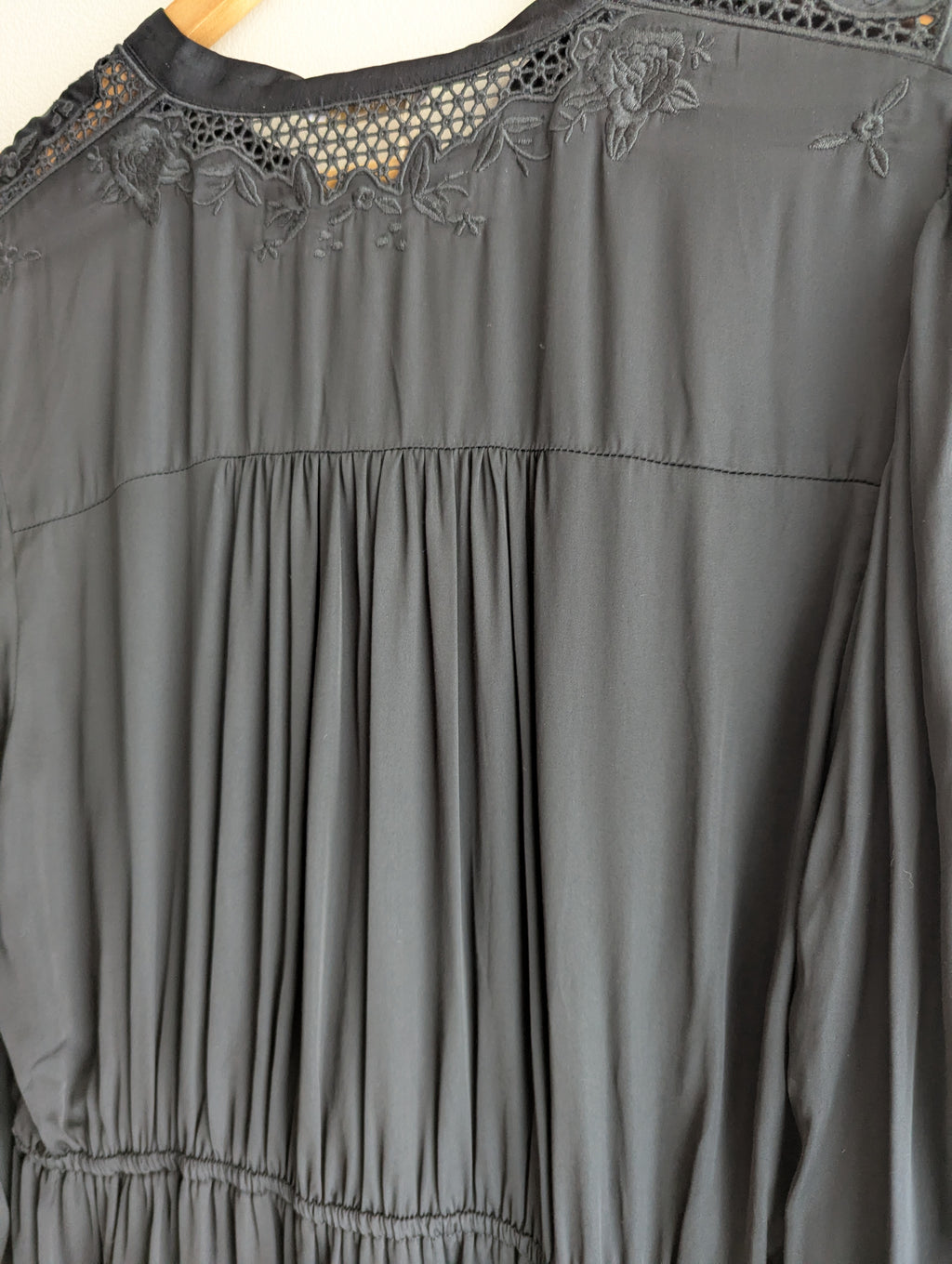Tigerlily Long-Sleeve Satin Dress