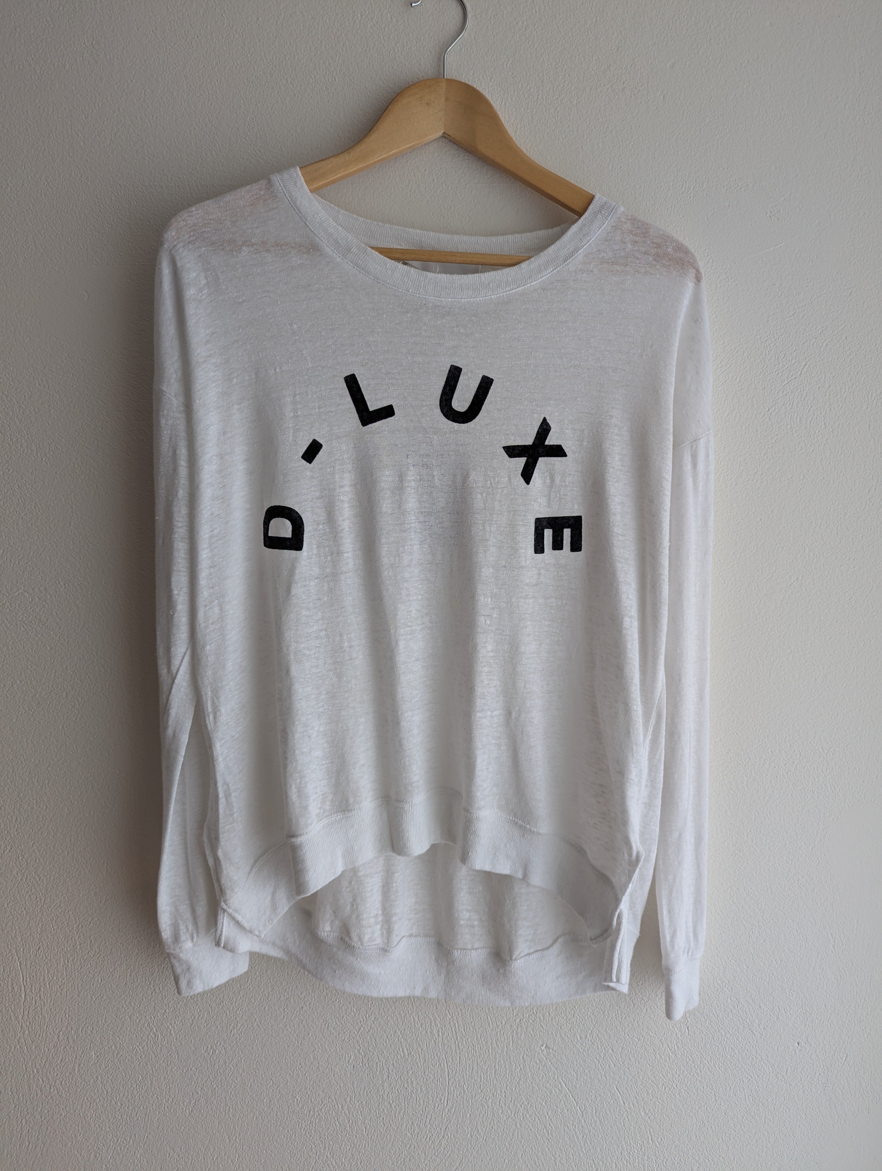Decjuba Linen Long Sleeve T-shirt