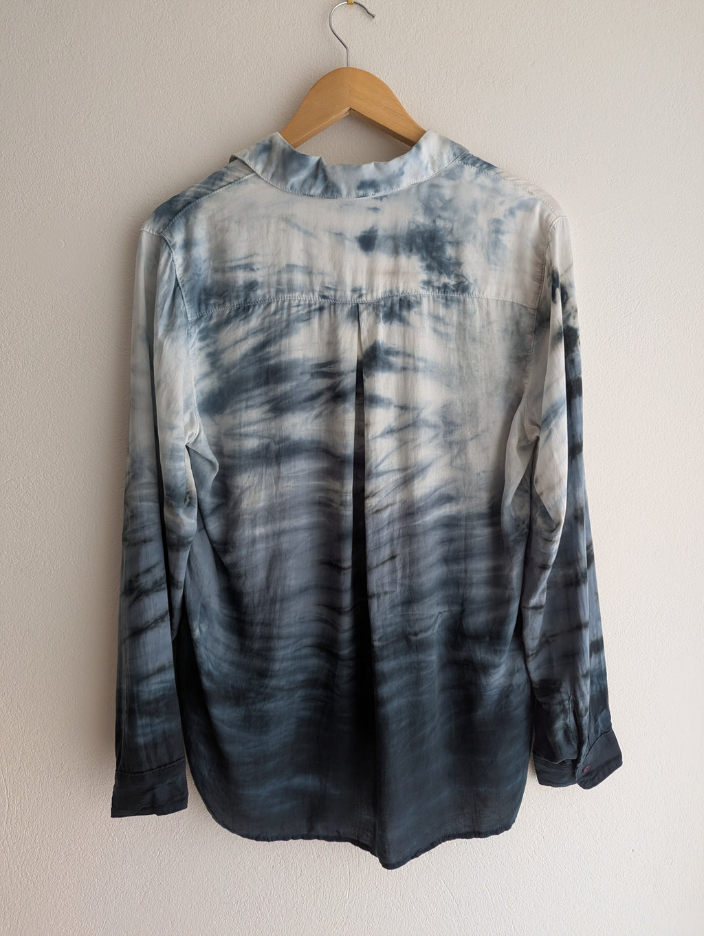 Bella Dahl Tie-Dye Indigo Button-Down Shirt