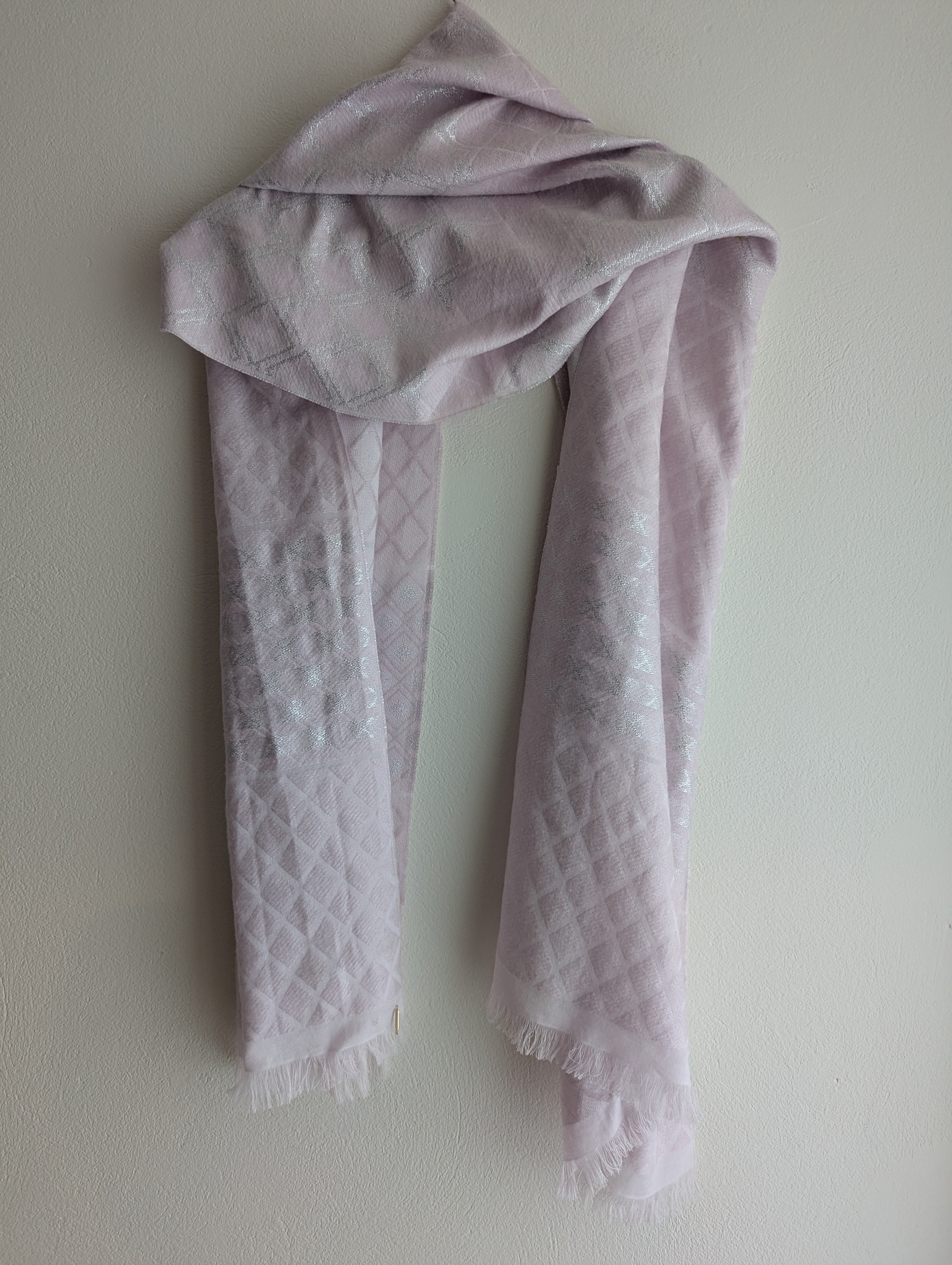 Witchery Lilac & Metallic Silver Scarf