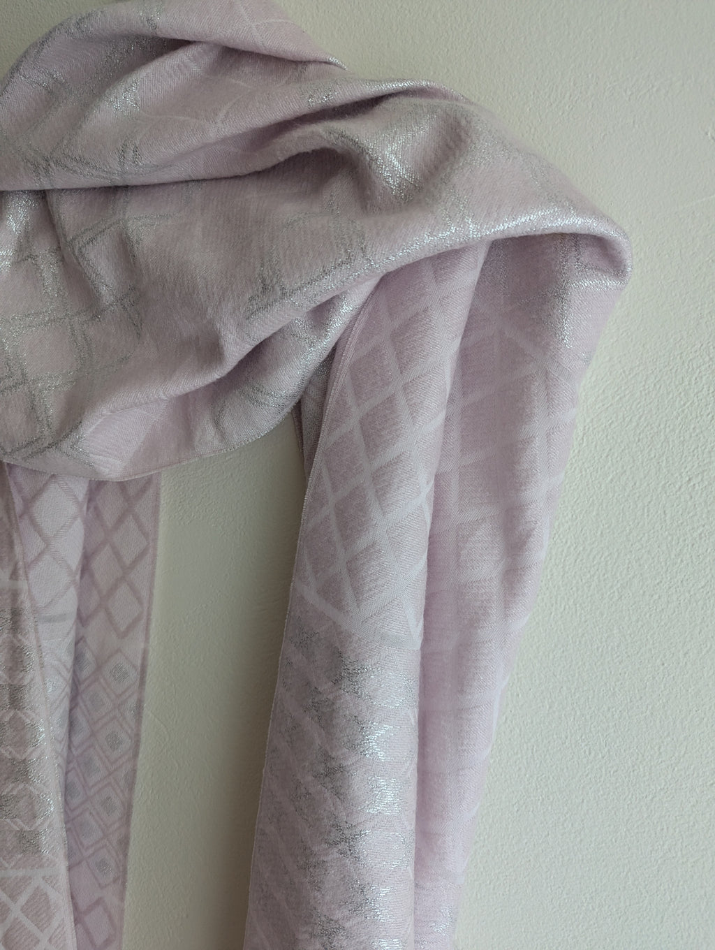 Witchery Lilac & Metallic Silver Scarf