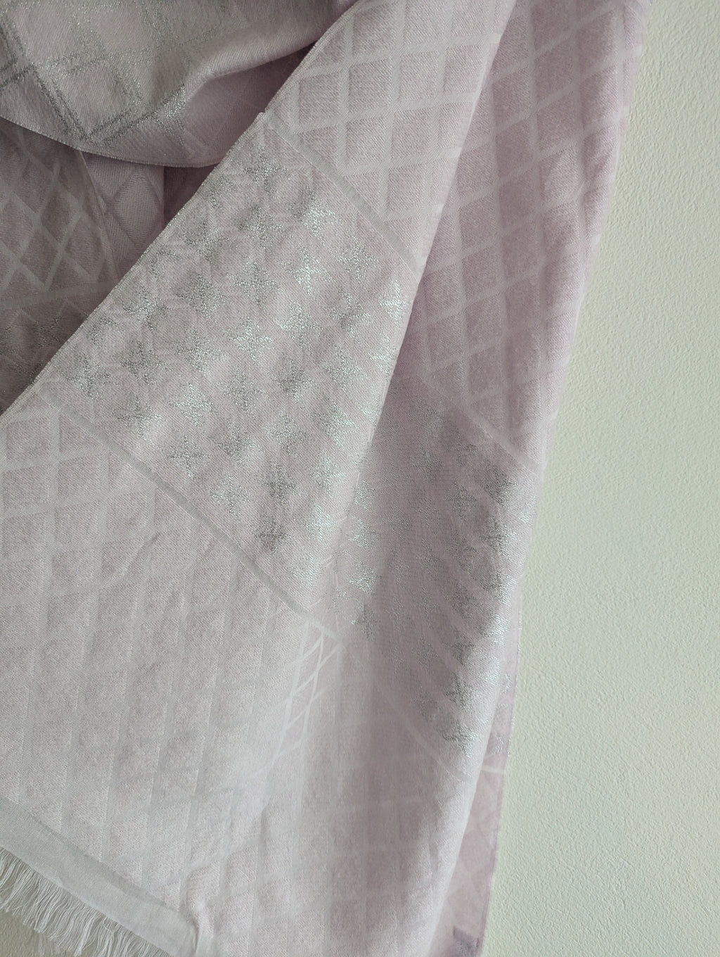 Witchery Lilac & Metallic Silver Scarf