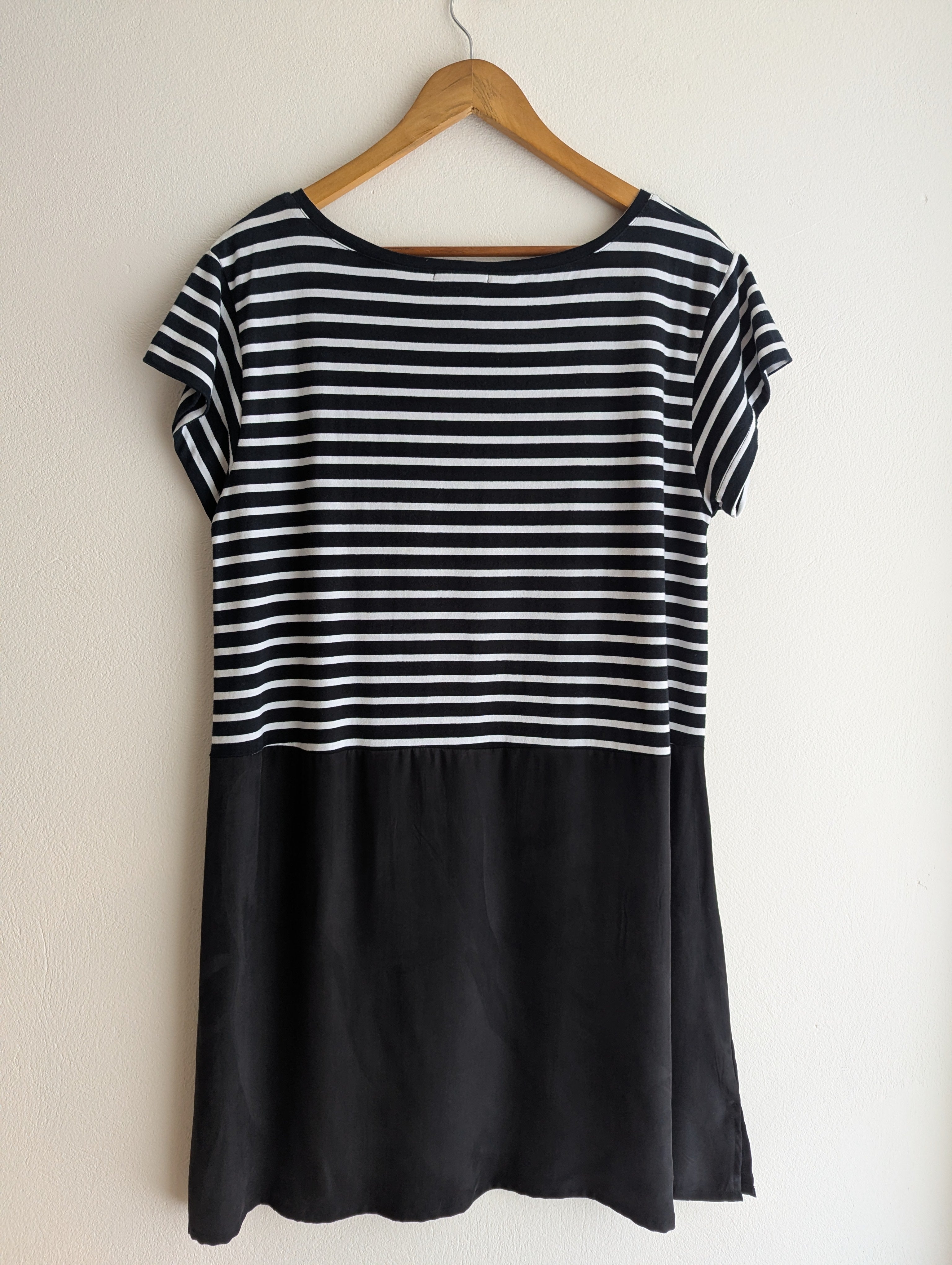 POL Contrast T-shirt Dress
