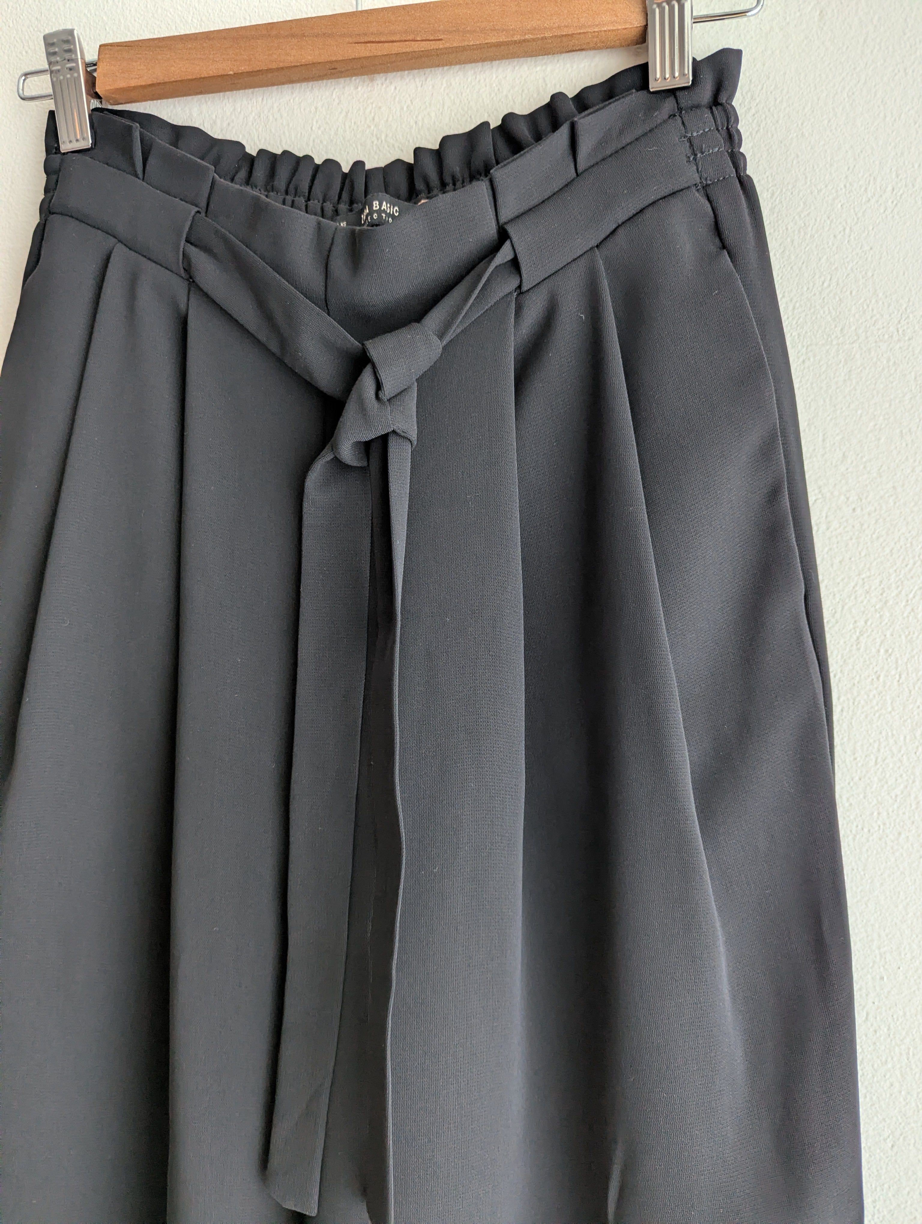 Zara Wide Cropped Trousers