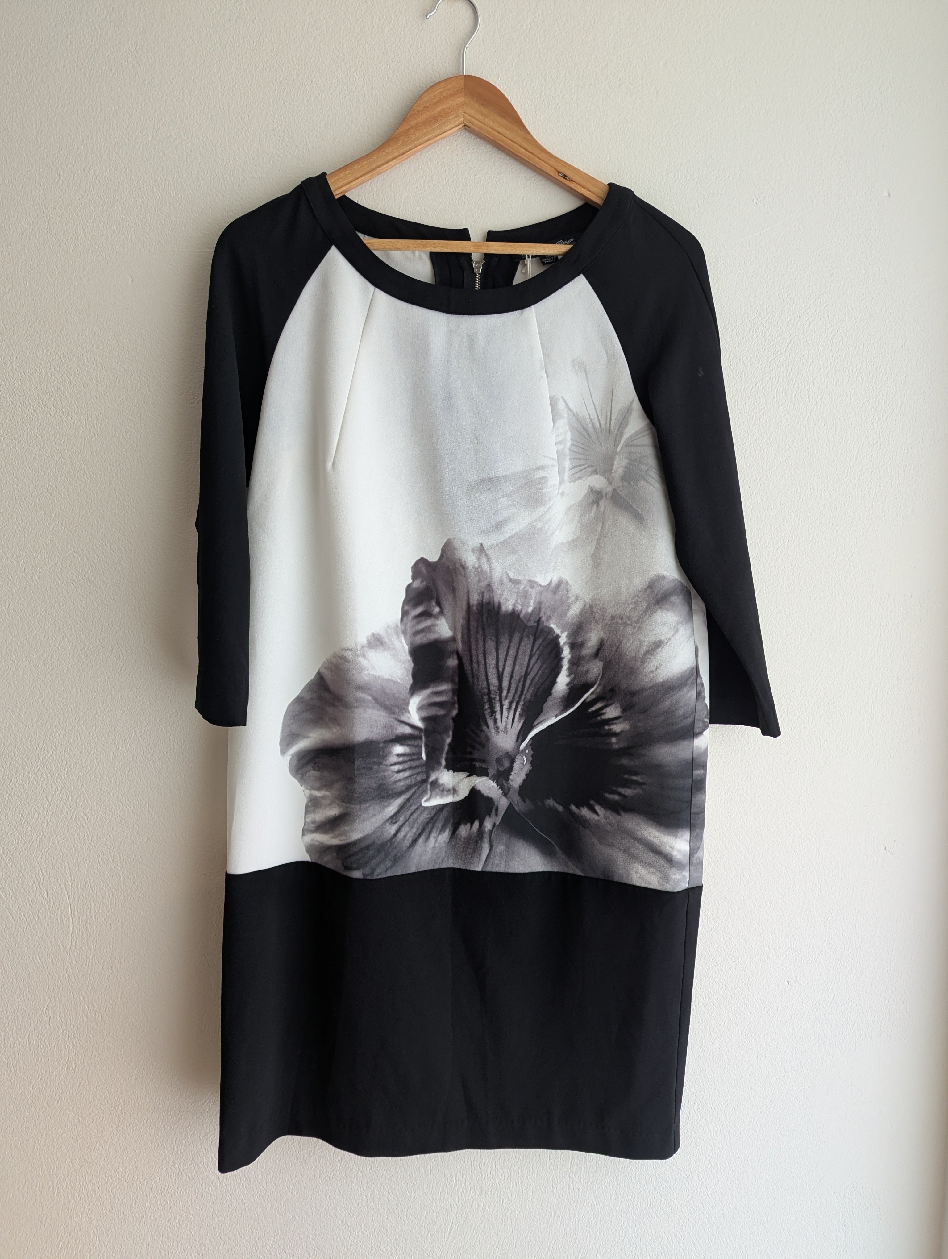 Bleu Blanc Rouge Long Sleeve Shift Dress