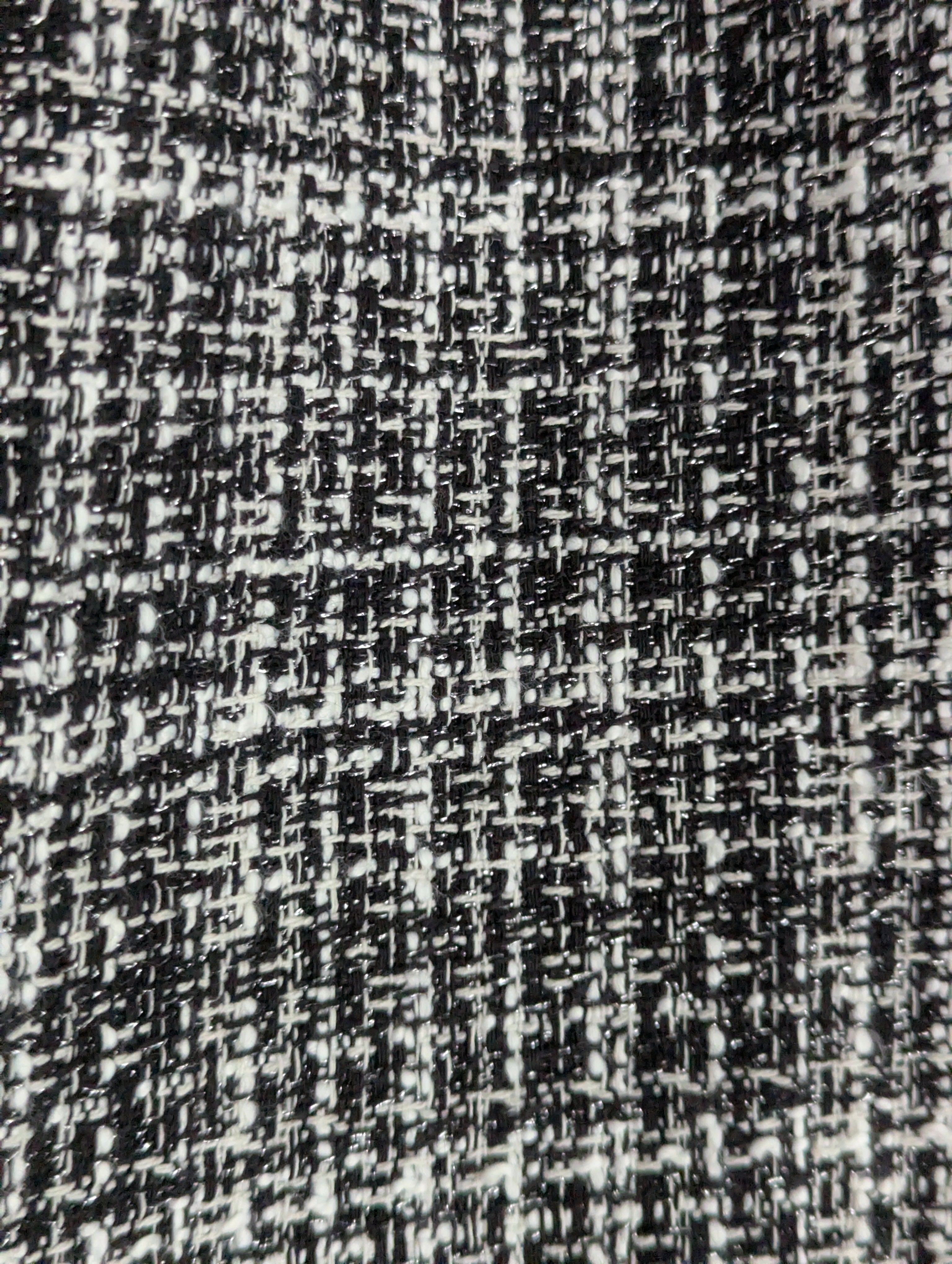 Review Tweed Black and White Skirt