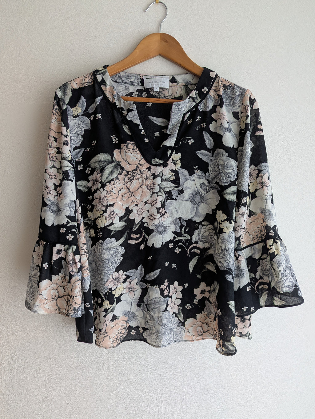 Veronika Maine Floral Blouse