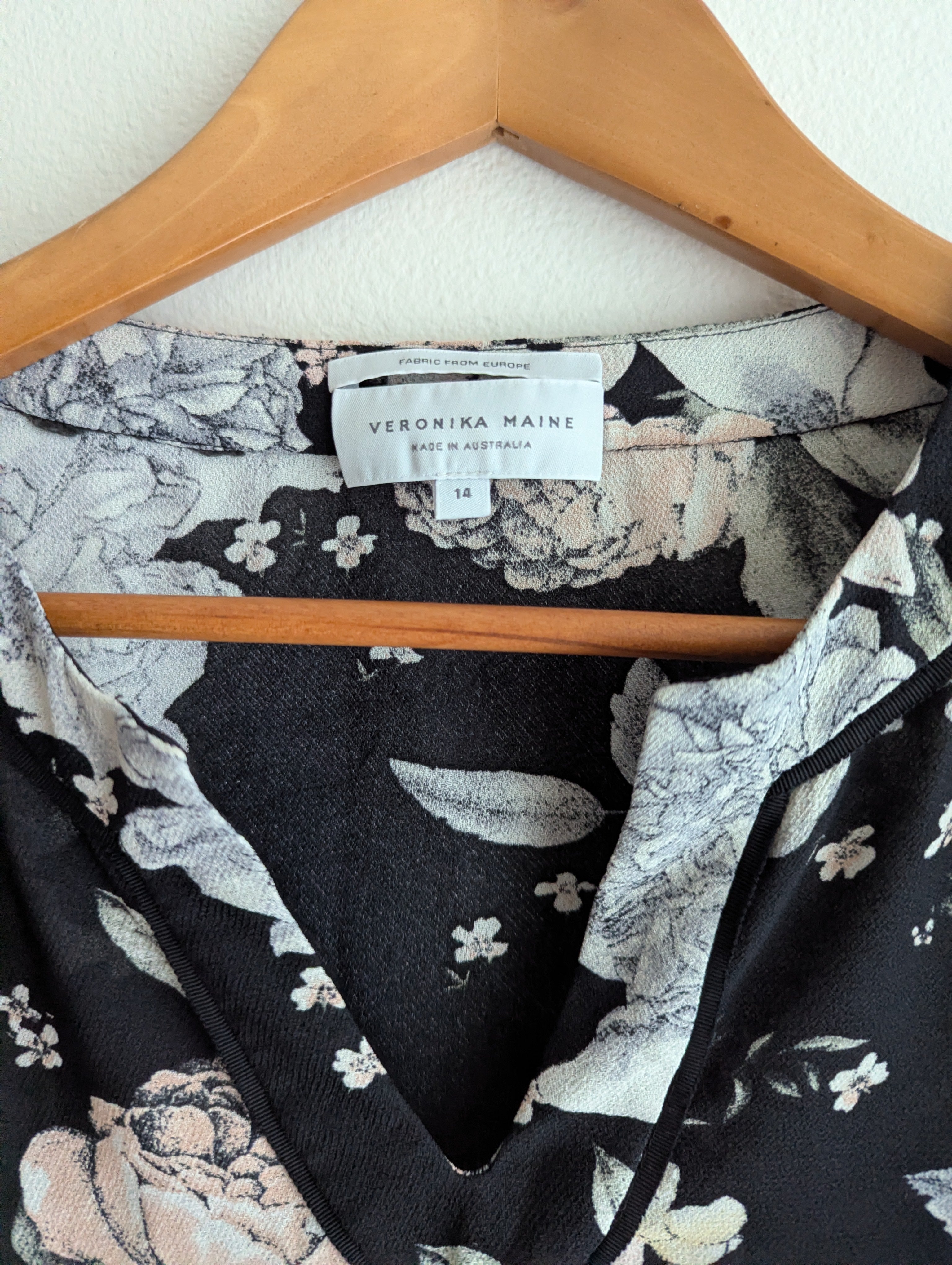 Veronika Maine Floral Blouse