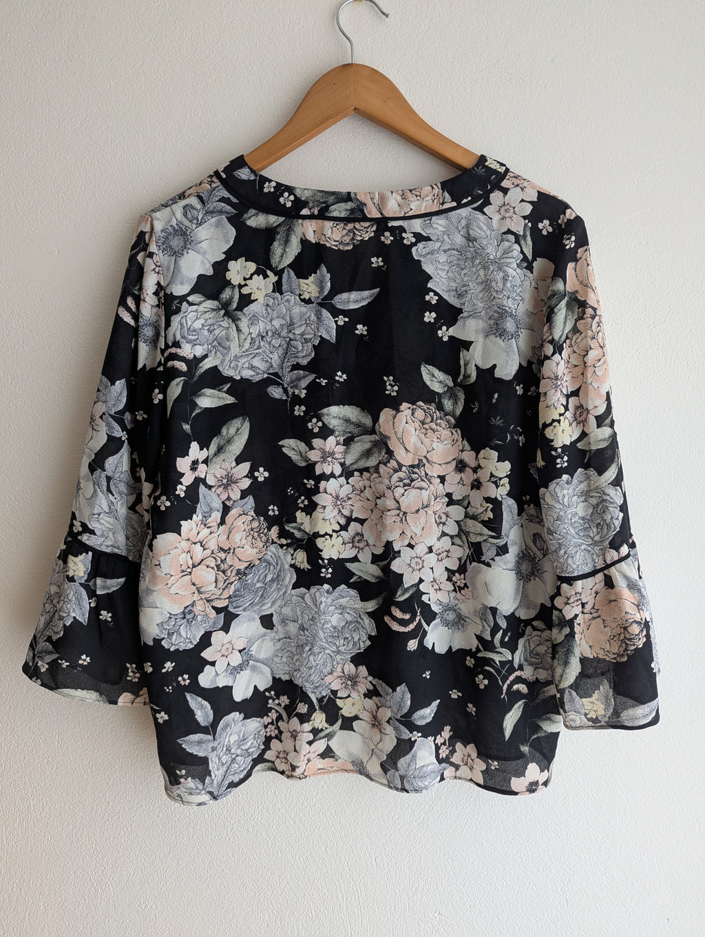Veronika Maine Floral Blouse