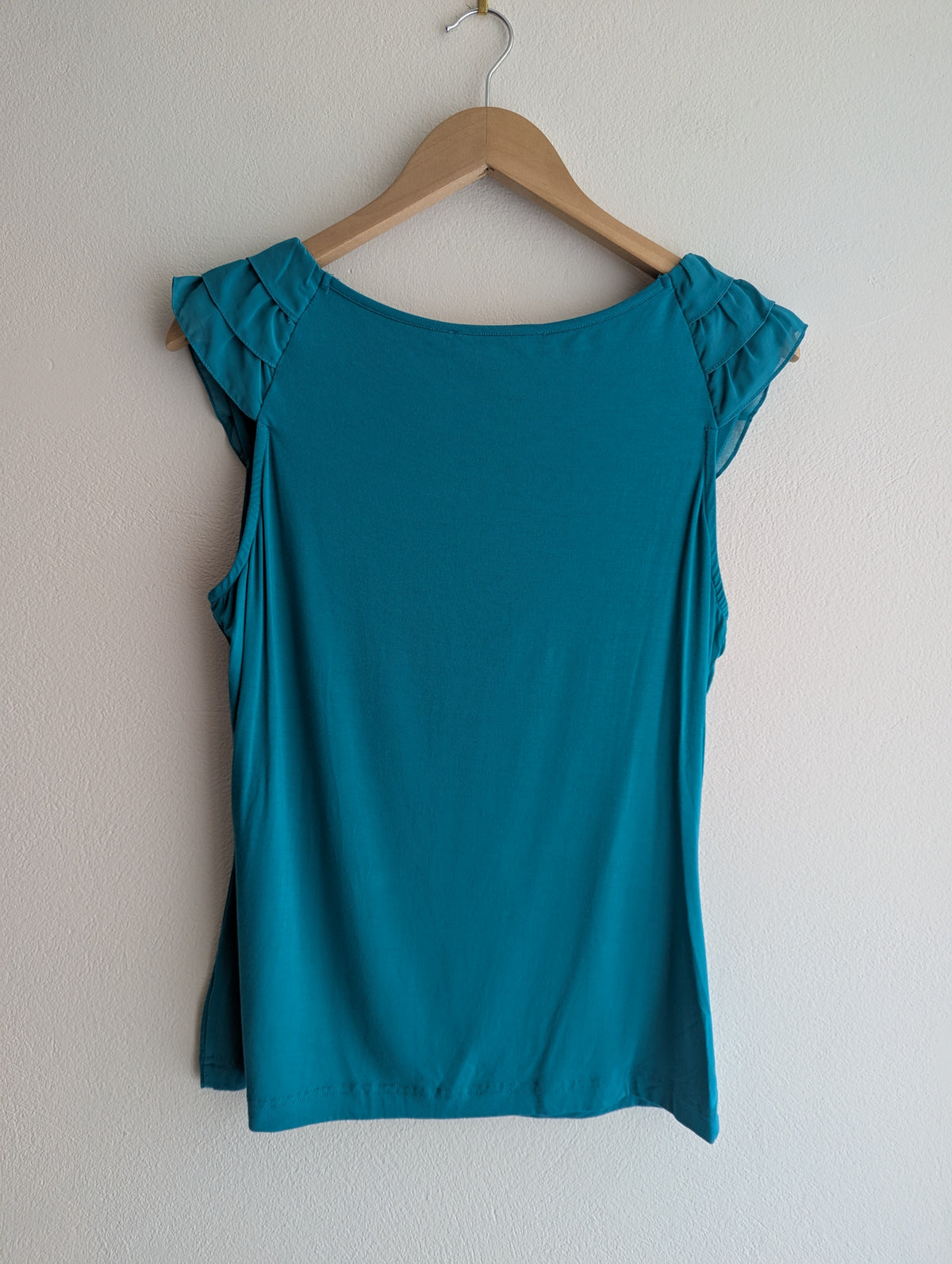 Review Teal Ruffle Top