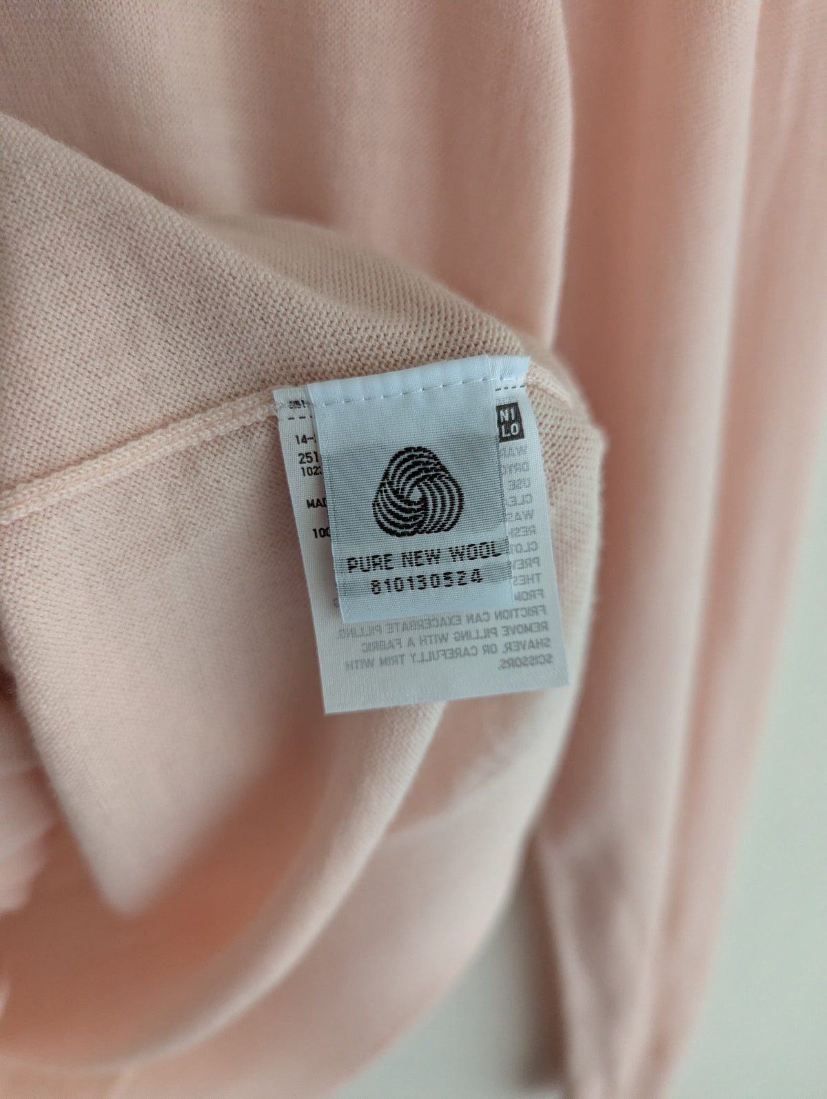Uniqlo Wool Crew Neck Jumper