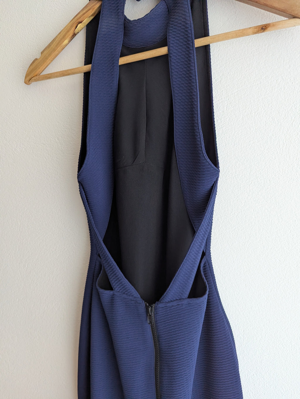 Camilla & Marc Toscana Textured Backless Dress