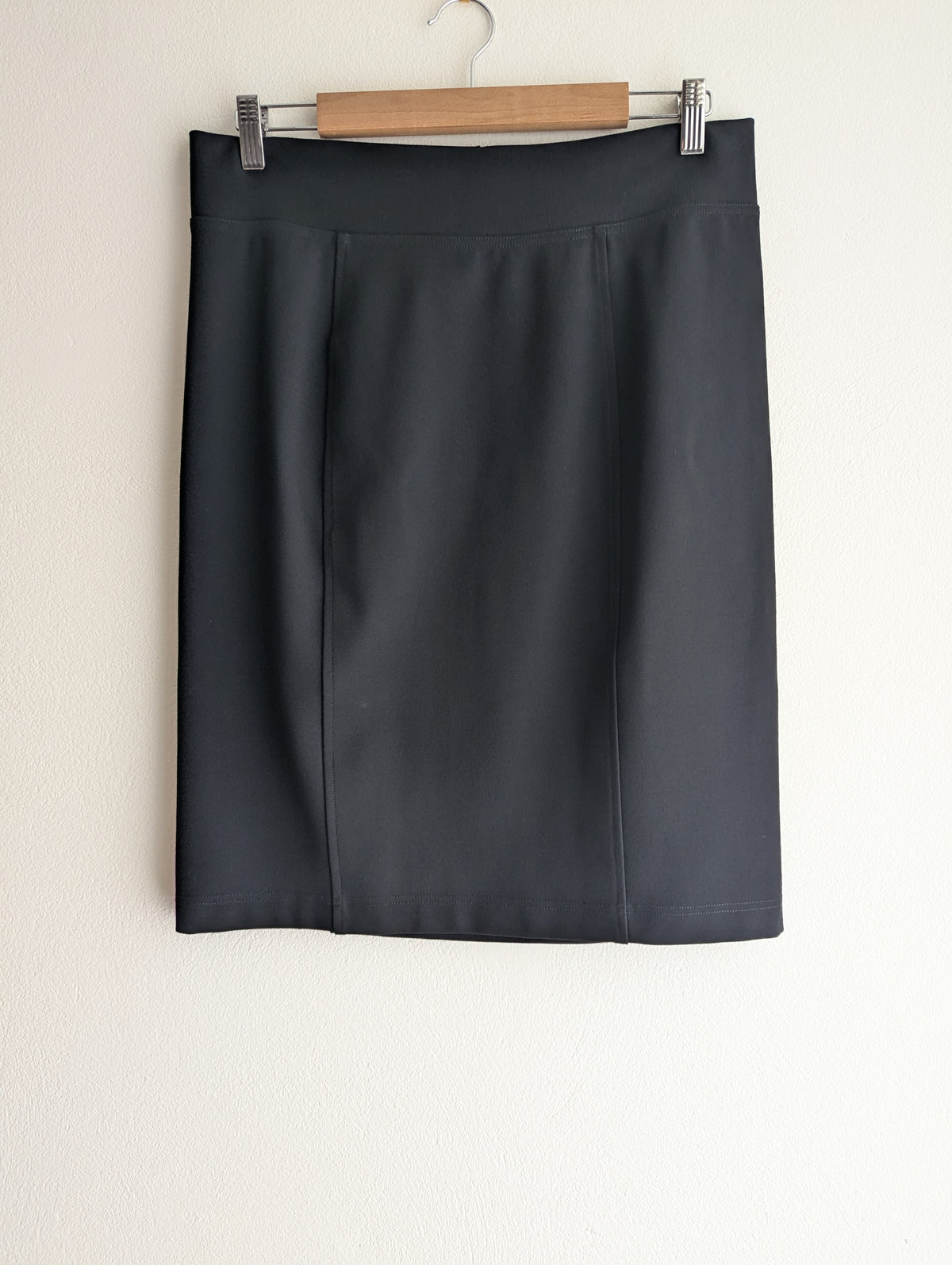 Review Black Ponte Skirt