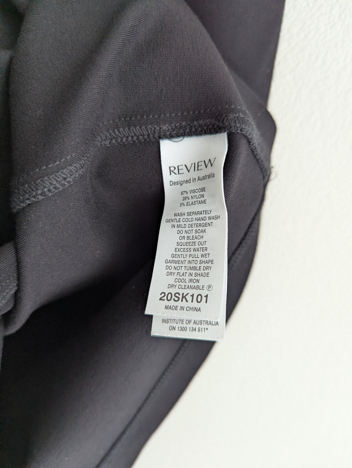 Review Black Ponte Skirt