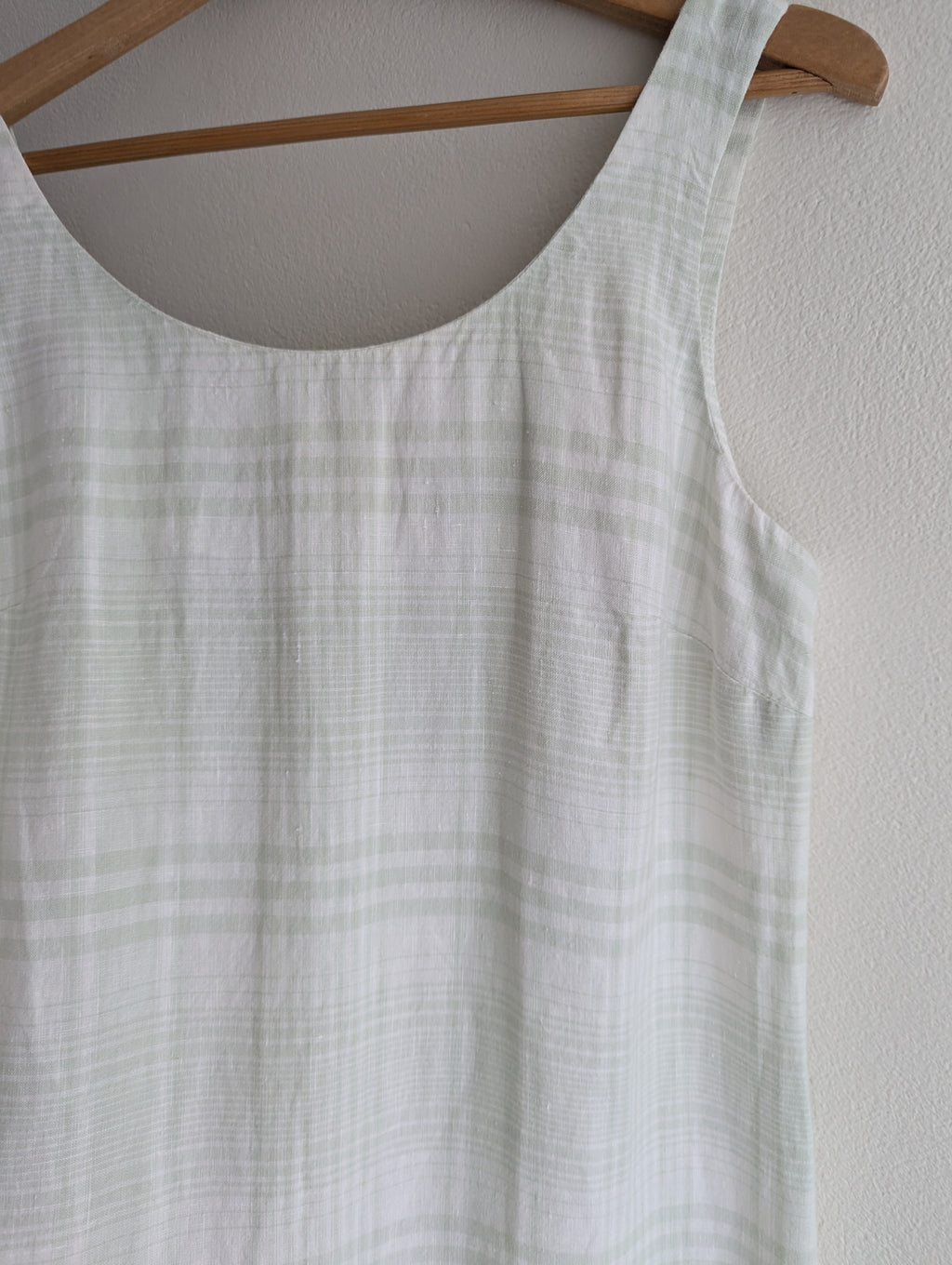 Club Petite White Gingham Linen Dress