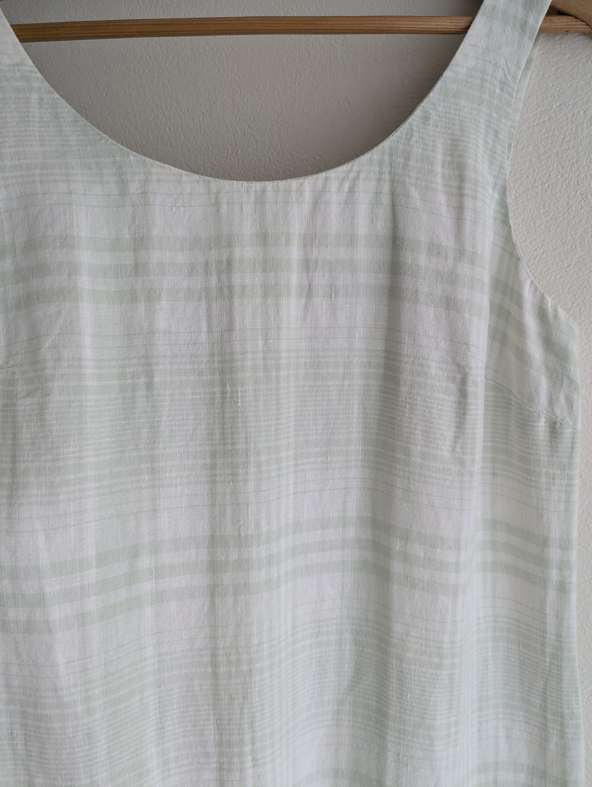 Club Petite White Gingham Linen Dress