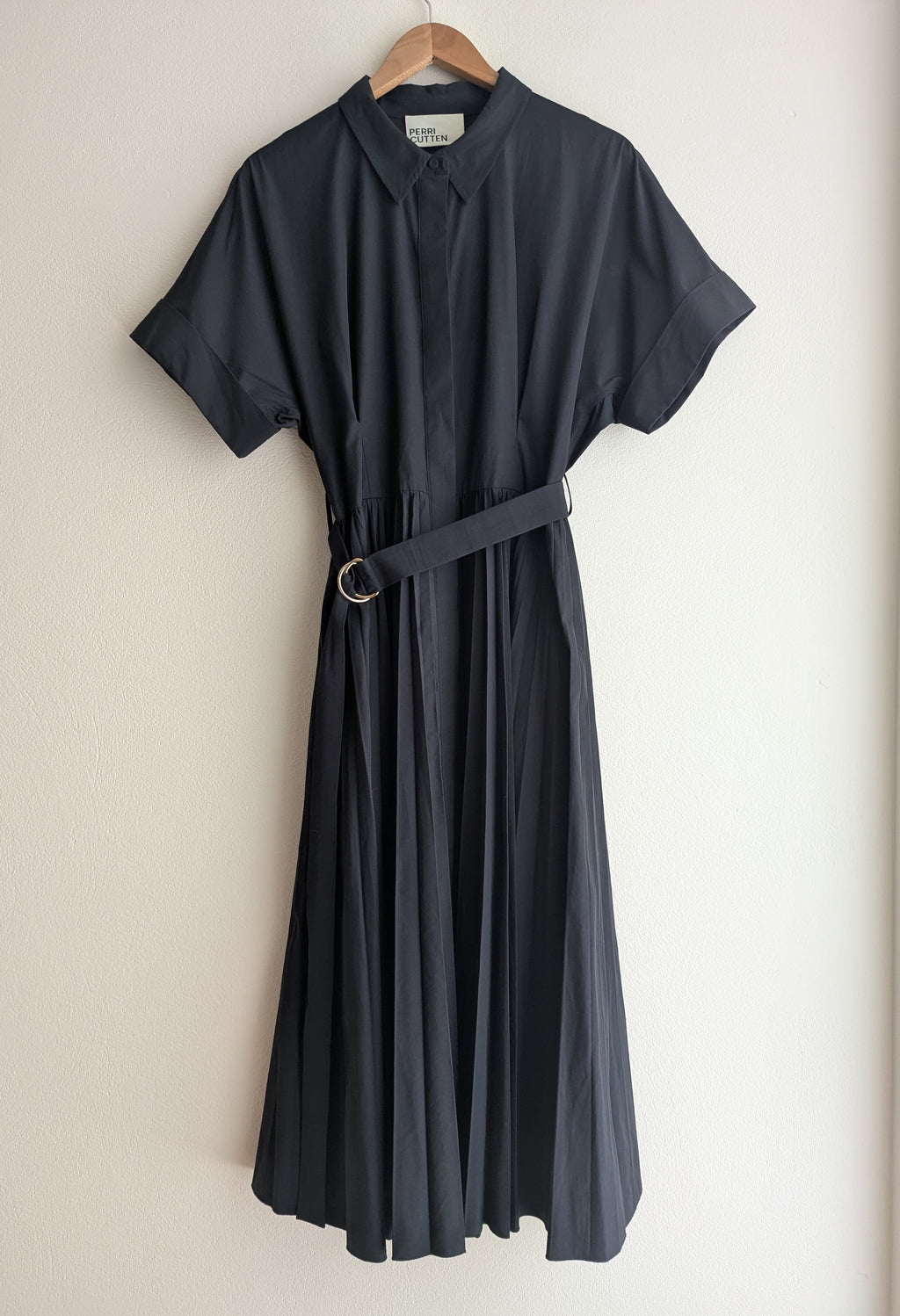 Perri Cutten Black Dolman Midi Dress