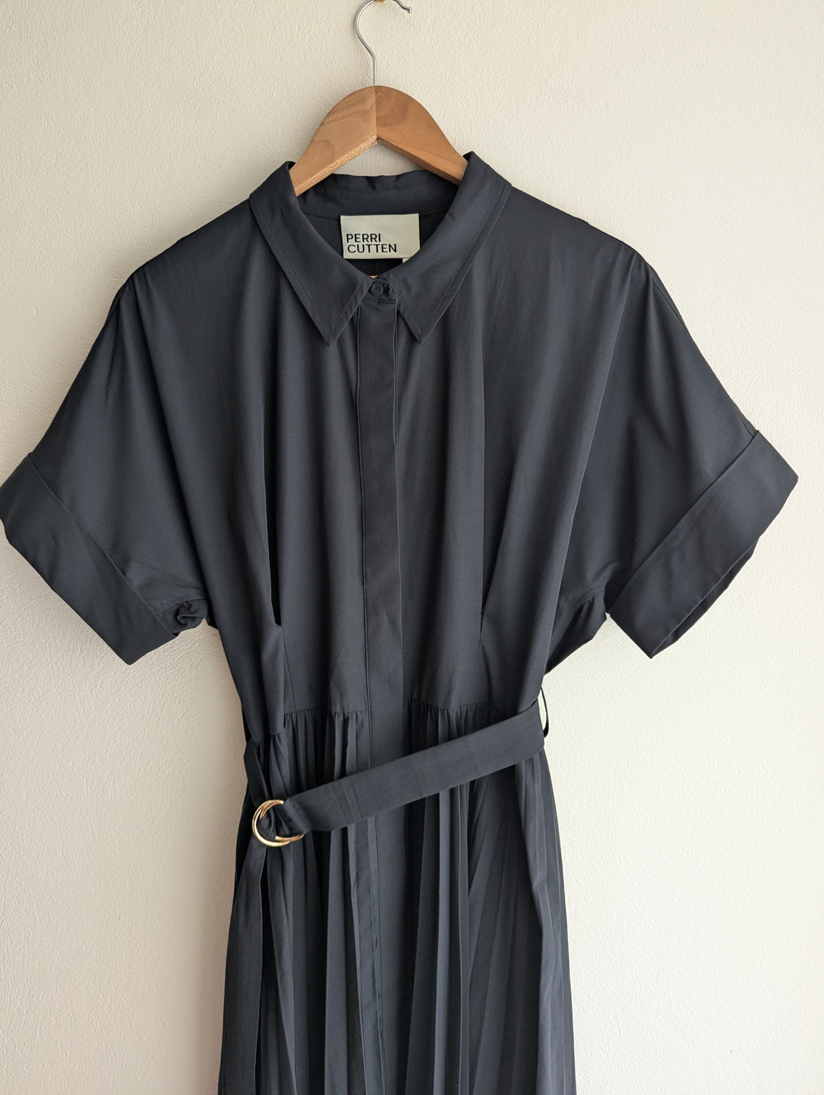 Perri Cutten Black Dolman Midi Dress
