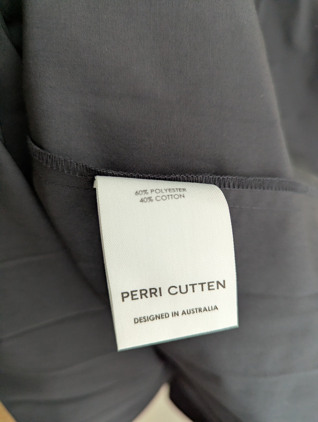 Perri Cutten Black Dolman Midi Dress