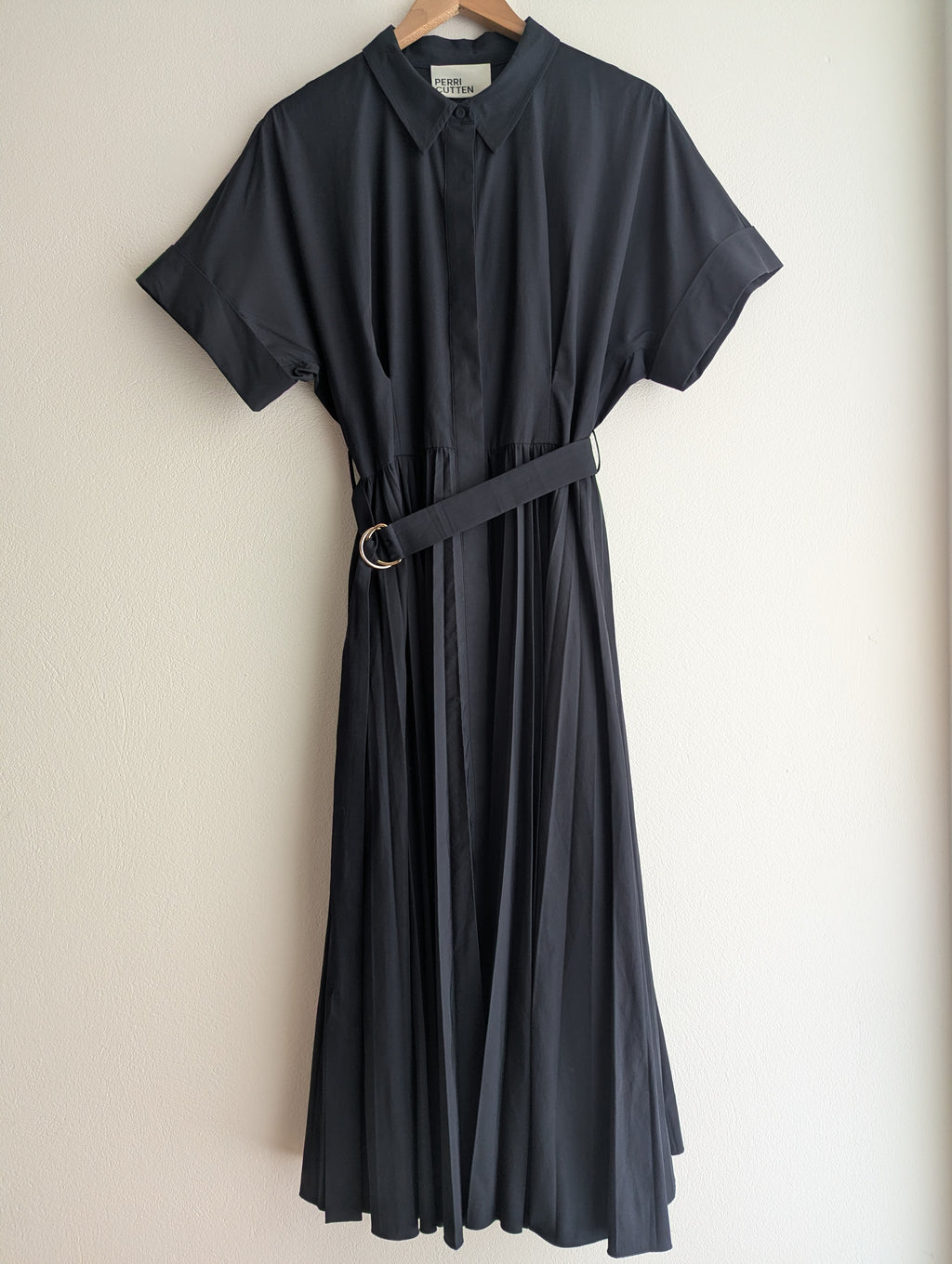 Perri Cutten Black Dolman Midi Dress