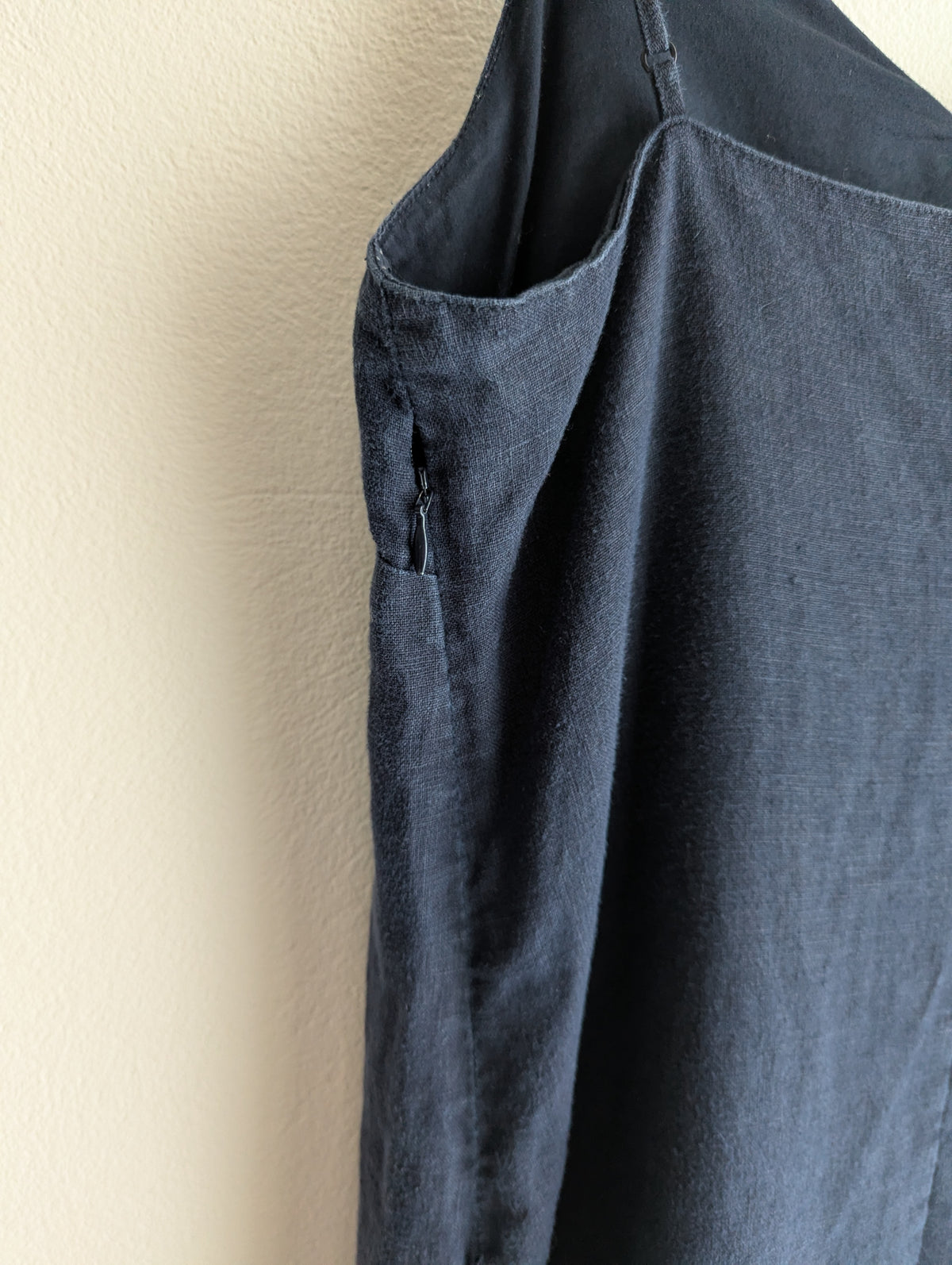 Country Road Navy Linen Shift Dress