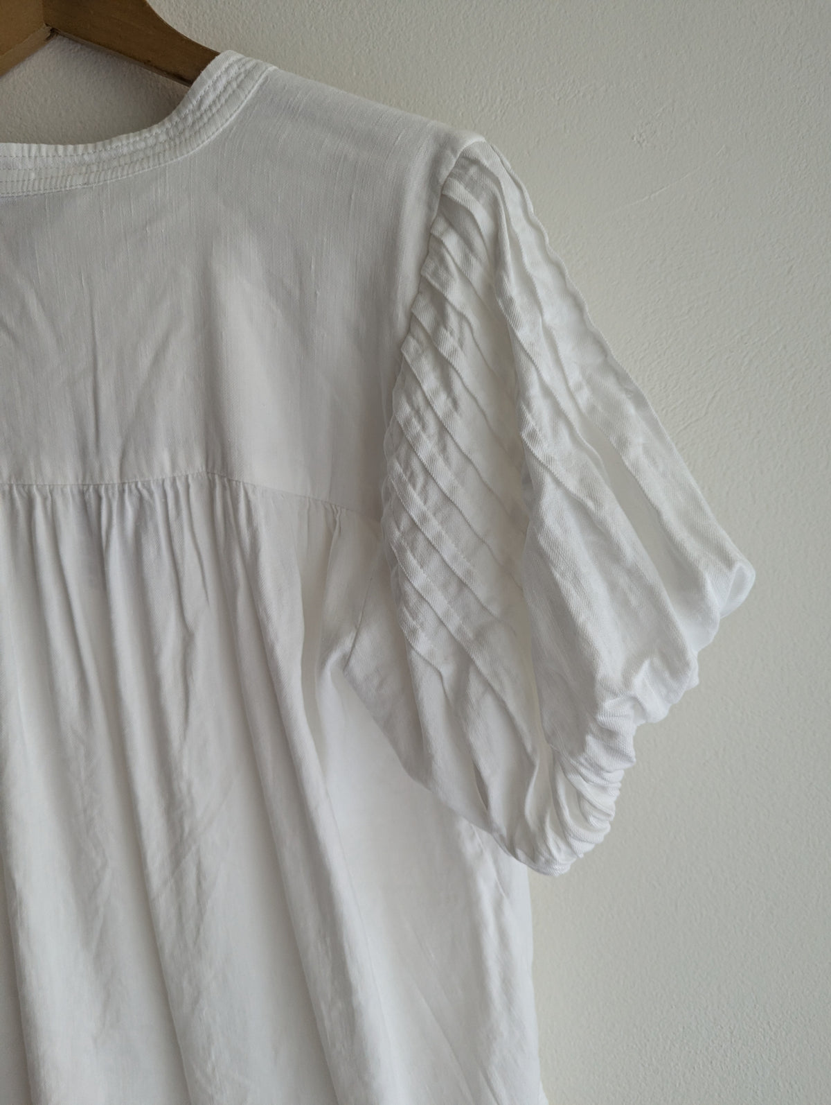 Basque Petite White Linen-Blend Top