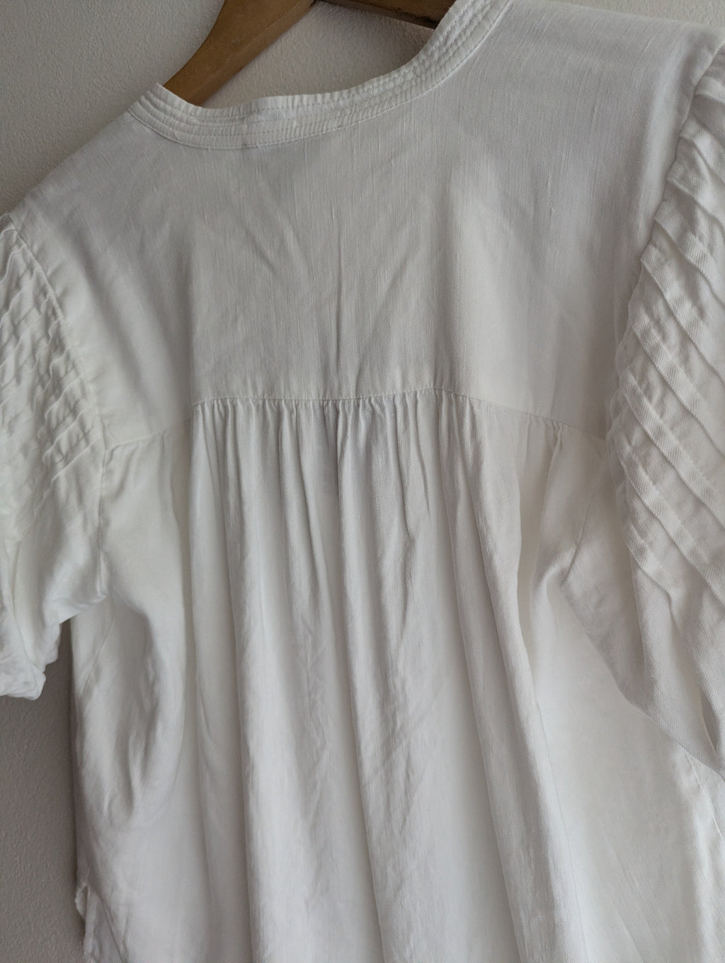 Basque Petite White Linen-Blend Top