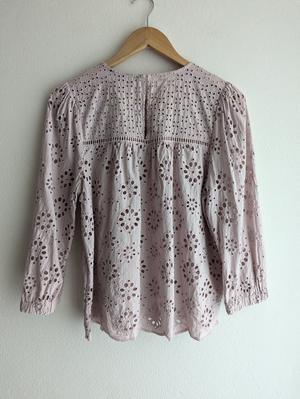 Decjuba Dusty Pink Broderie Anglaise Top
