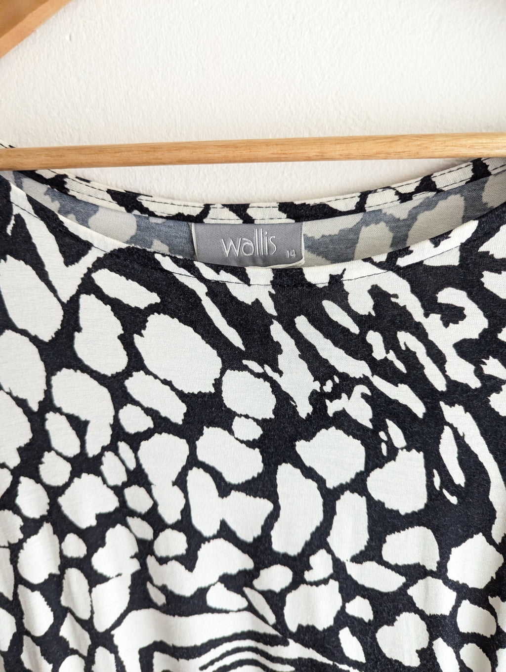 Wallis Abstract Print Dress