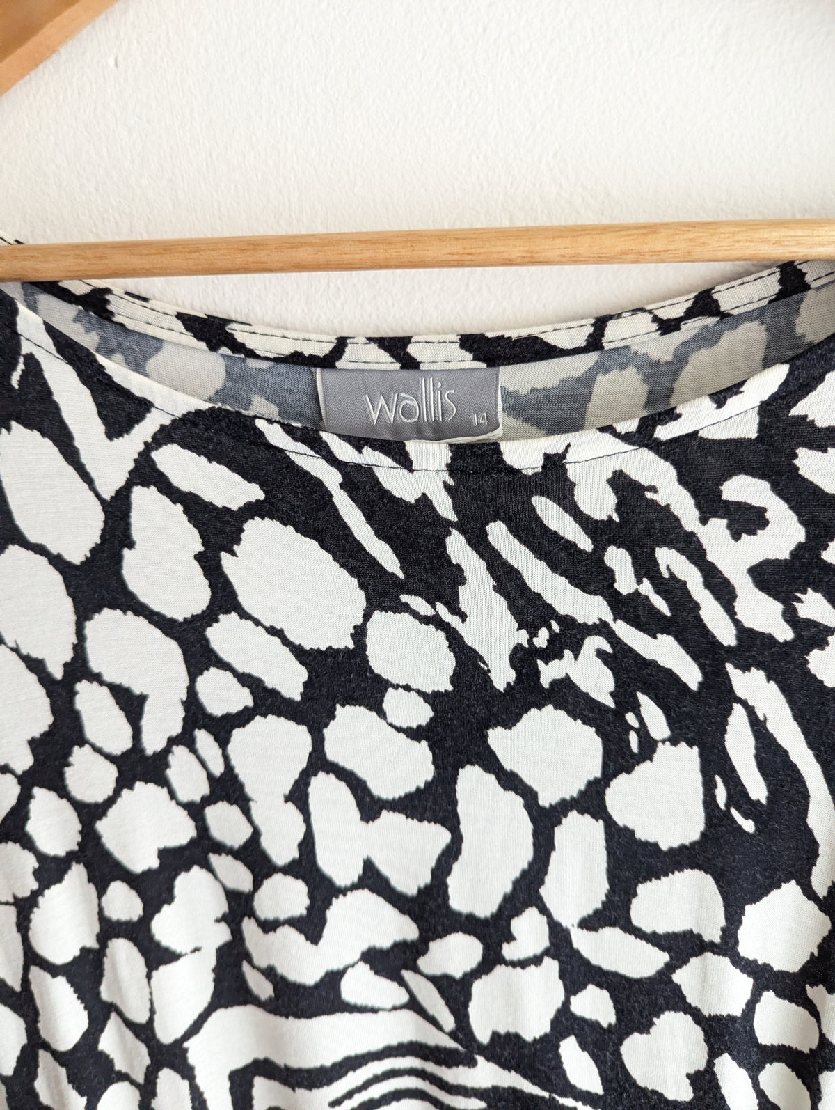 Wallis Abstract Print Dress