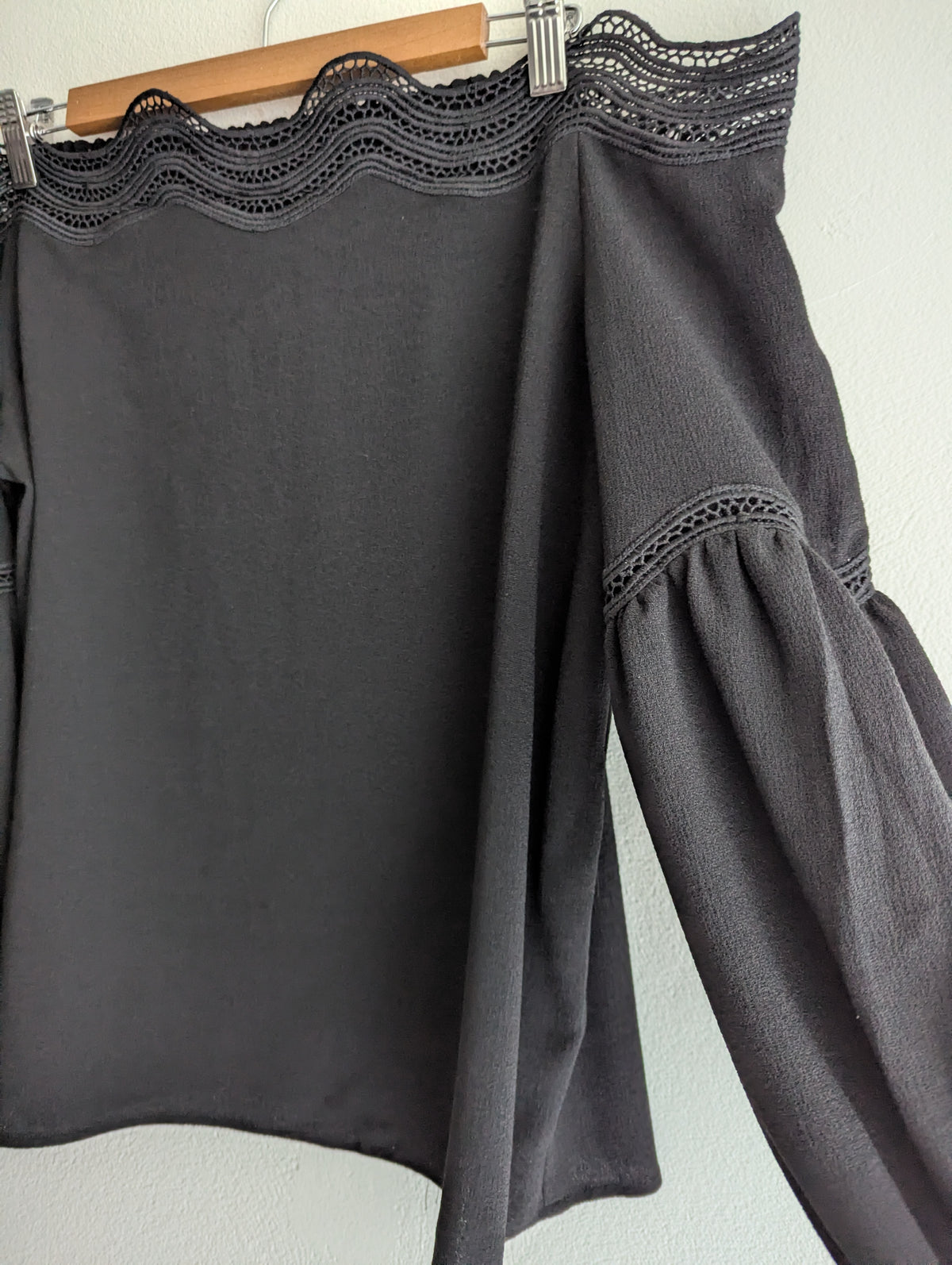 Seed Heritage Black Off-the-Shoulder Scallop Top