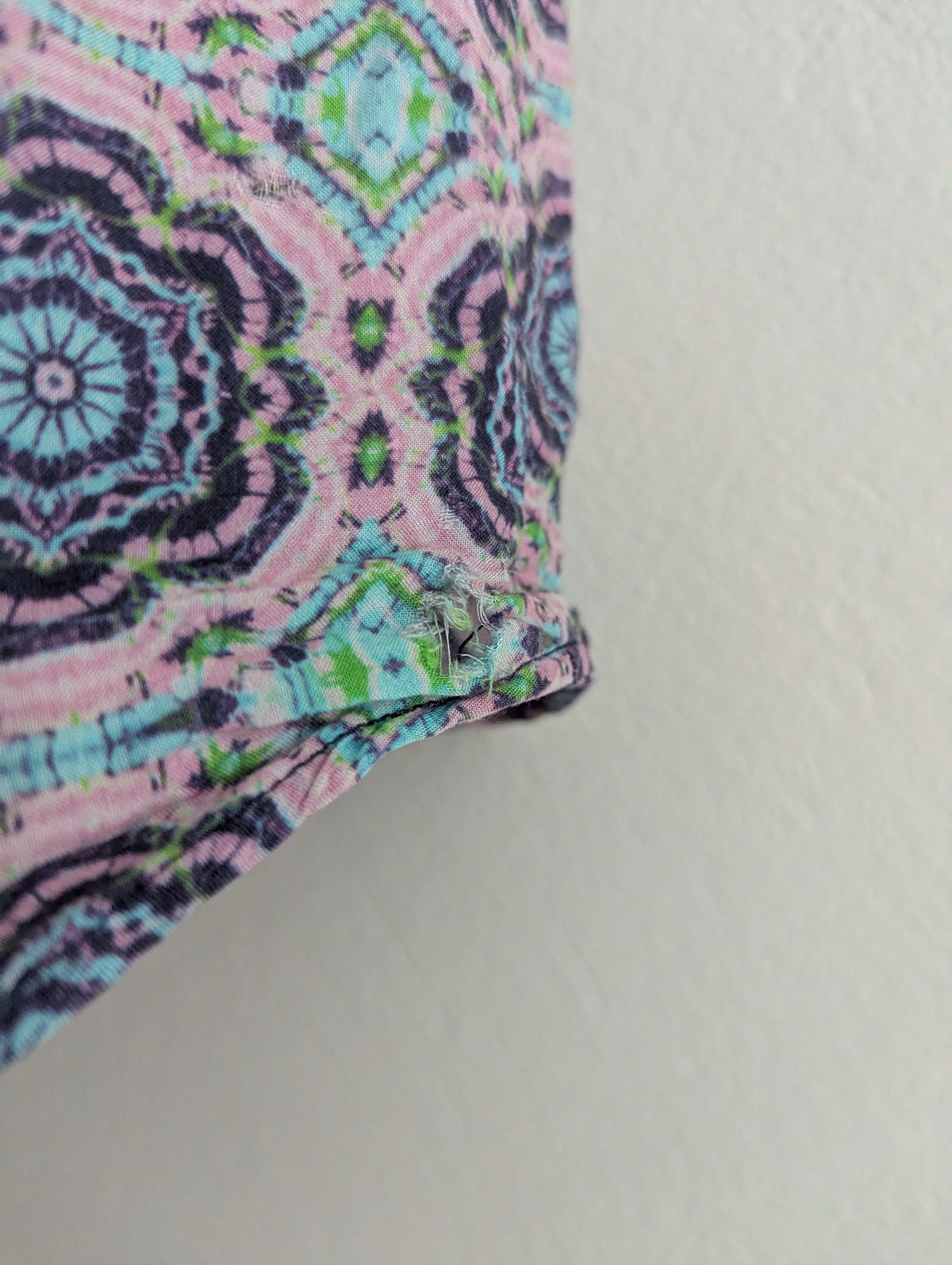 Sussan Geometric Floral Top