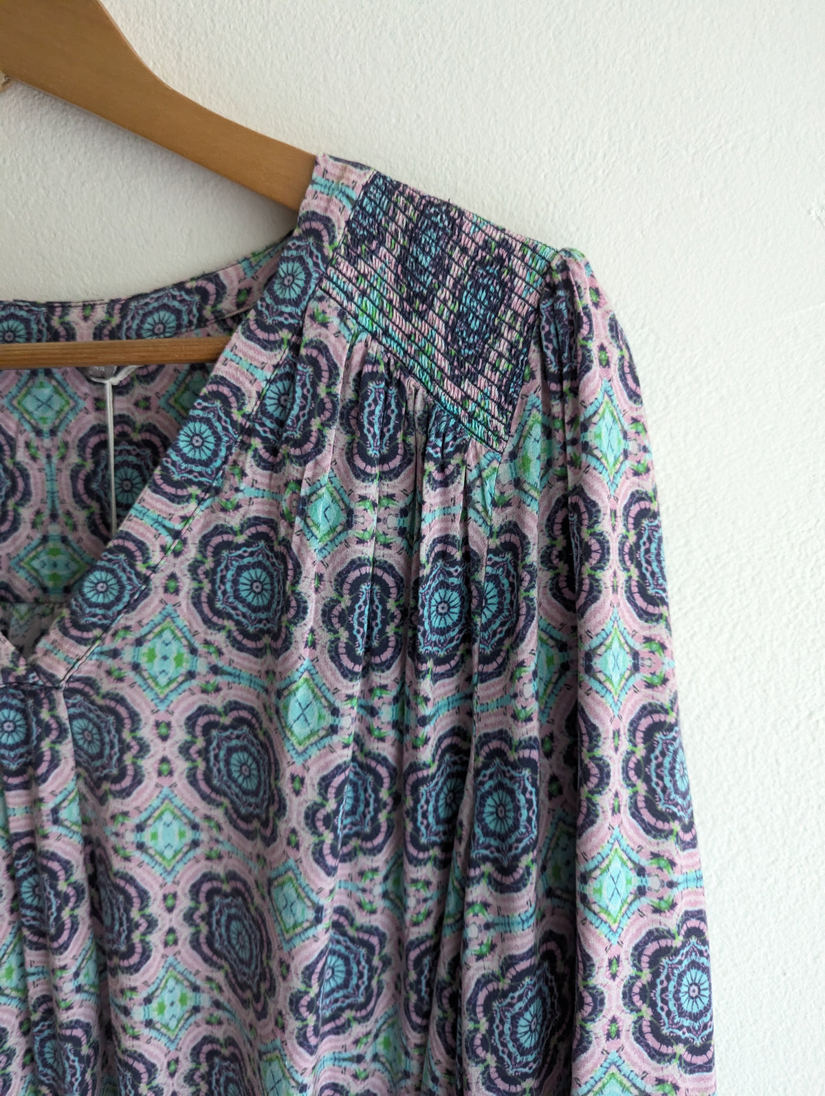 Sussan Geometric Floral Top