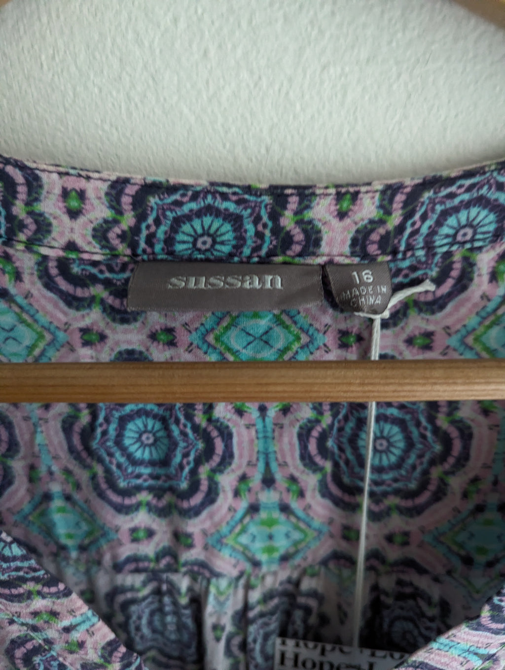 Sussan Geometric Floral Top
