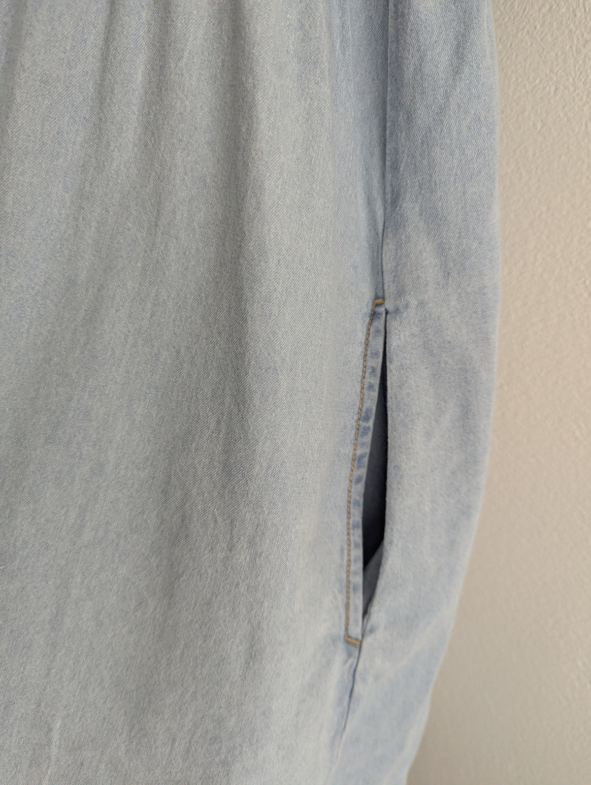 Grab Light Wash Demin Dress